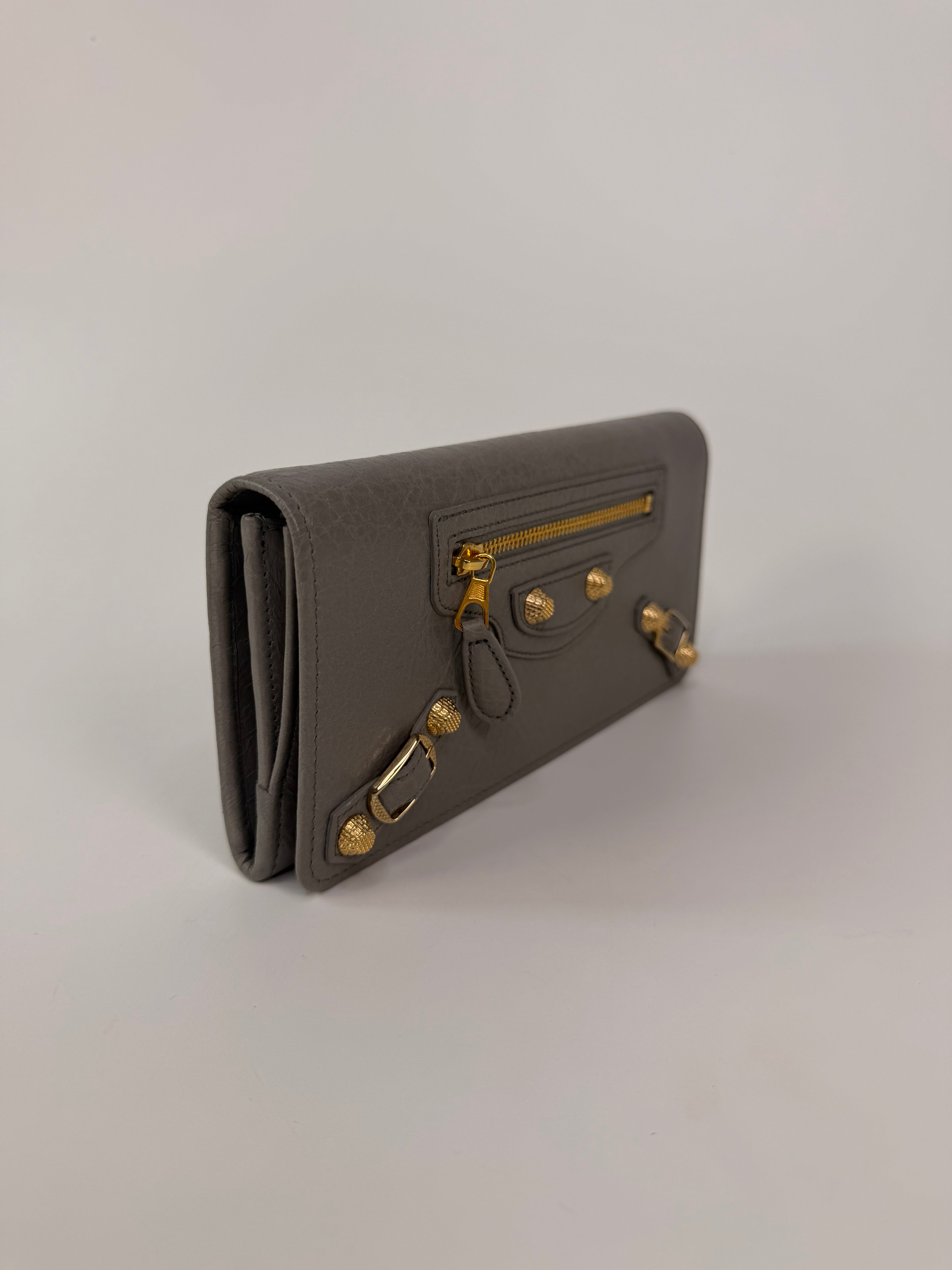 Balenciaga Le City Money Long Wallet In Grey Lambskin Gold Hardware. Authentic and preloved in excellent condition. 100% guarantee