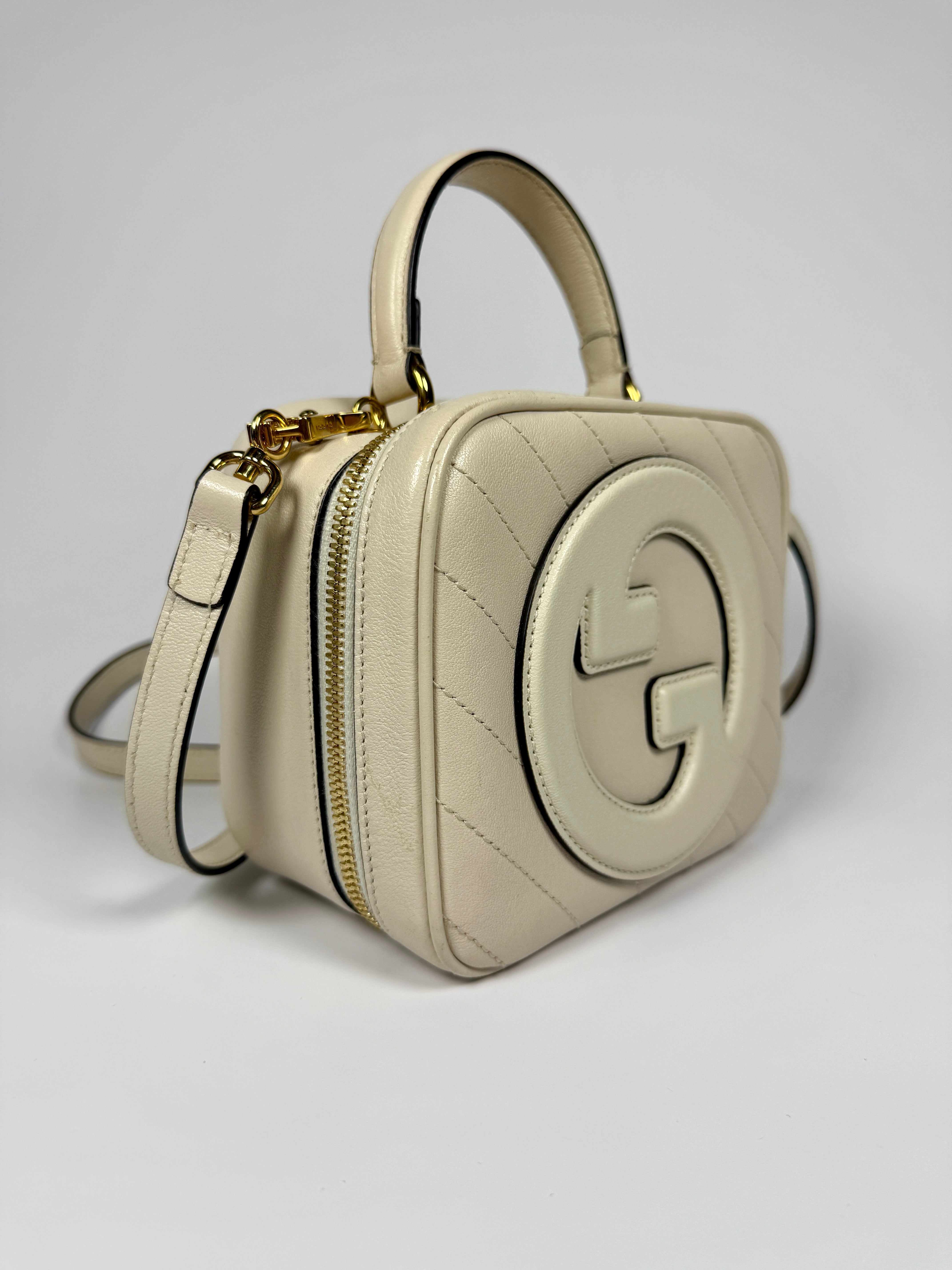 Gucci Blondie Leather Top Handle Bag In Cream Leather With Gold Hardware 100% Authentic and preloved in very good condition