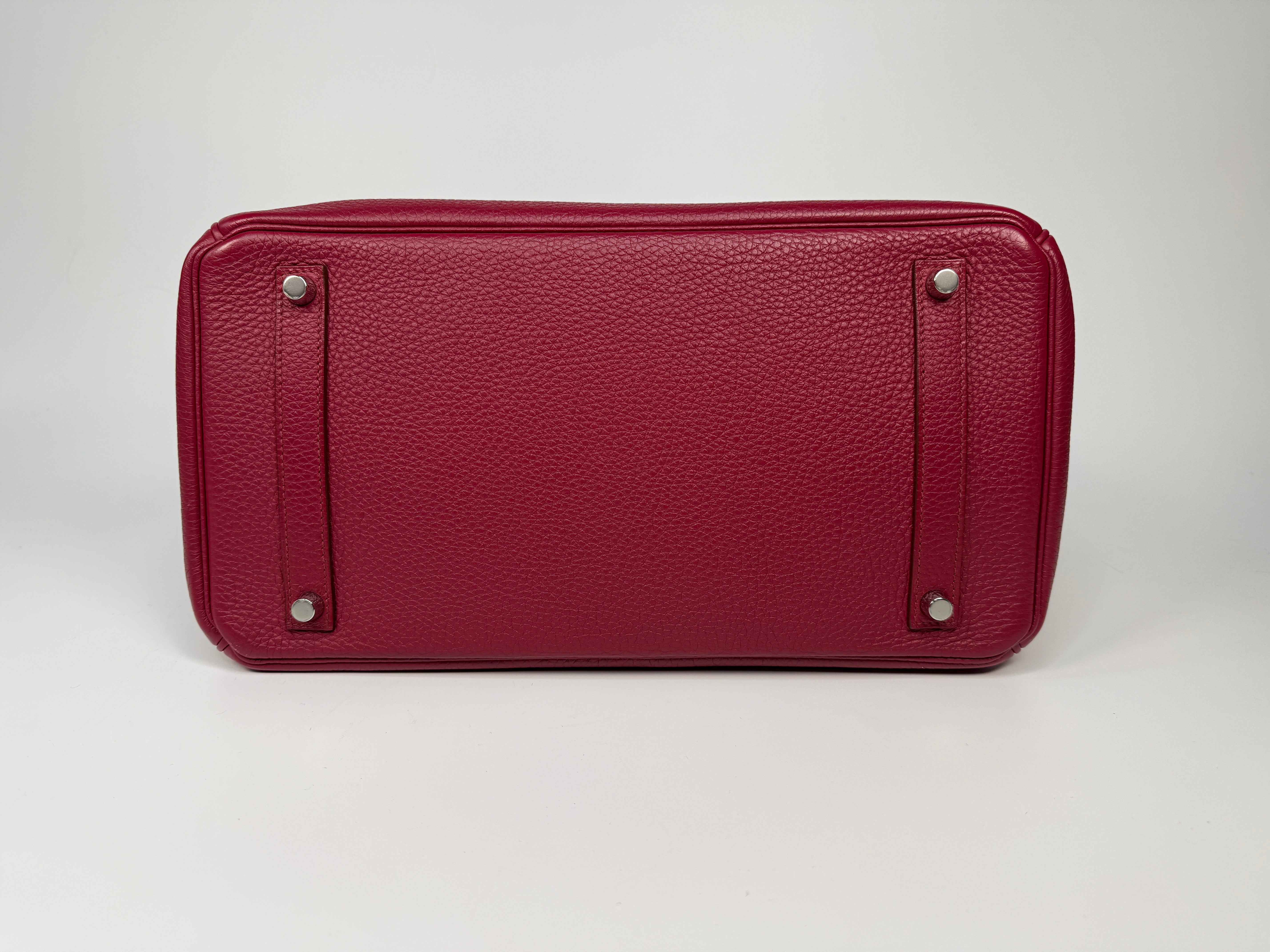 Hermès Birkin 35 In Rouge Grenet With Palladium Hardware
Authentic Pre Loved Verified by Luxe Cheshire Trusted Designer resale