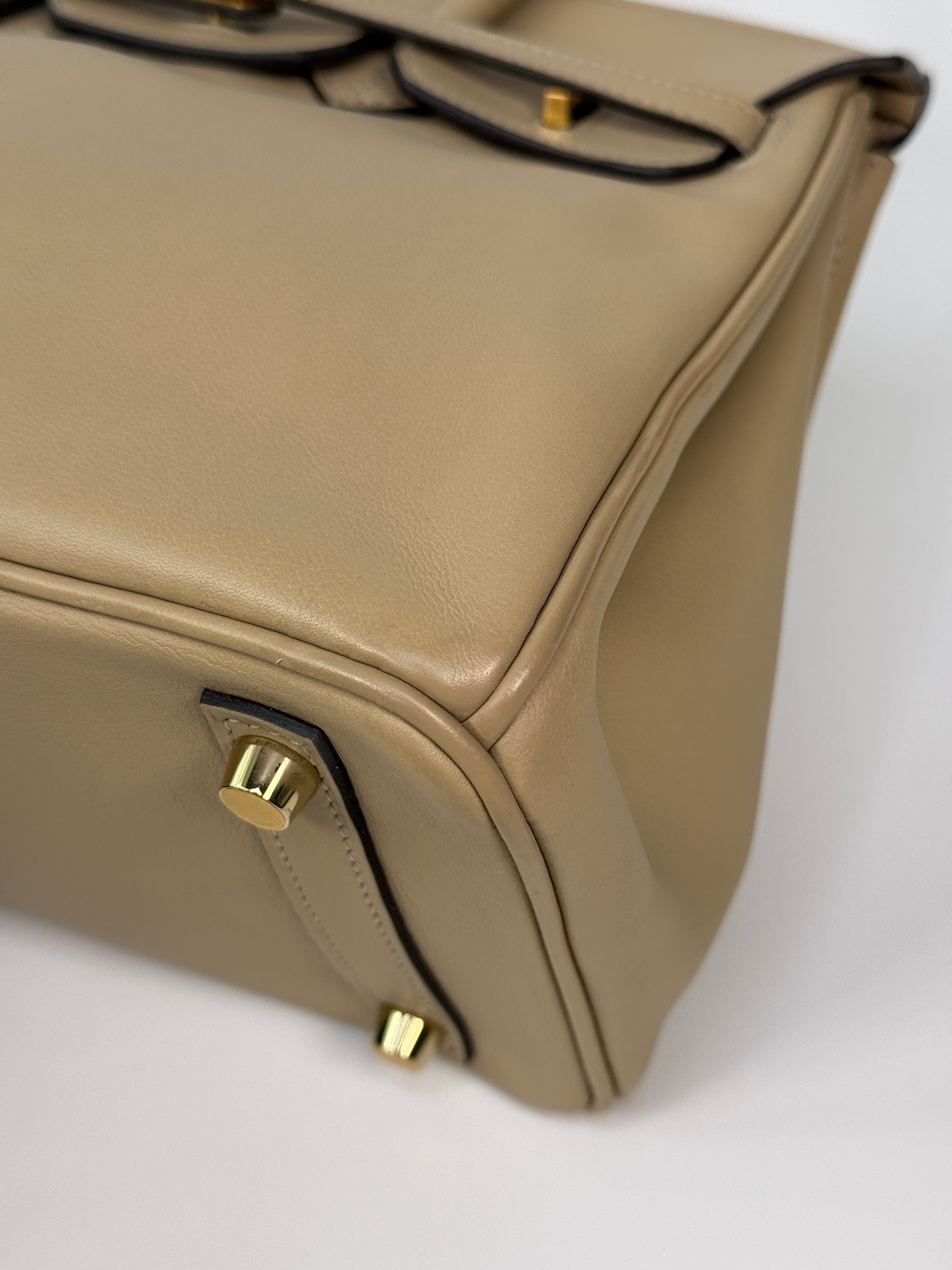 Hermès Birkin 25 In Trench Swift Leather With Gold Hardware