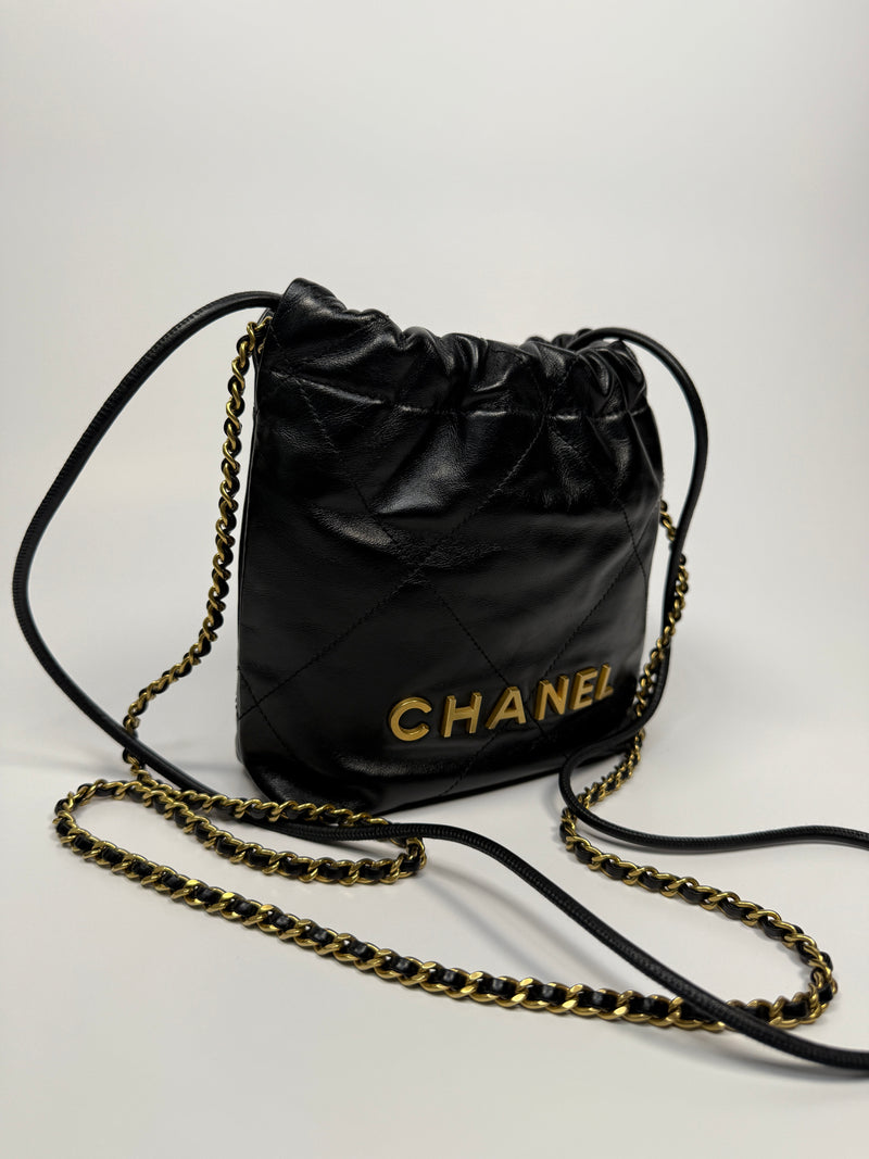 Chanel 22 Mini Bag Black Calfskin With GHW