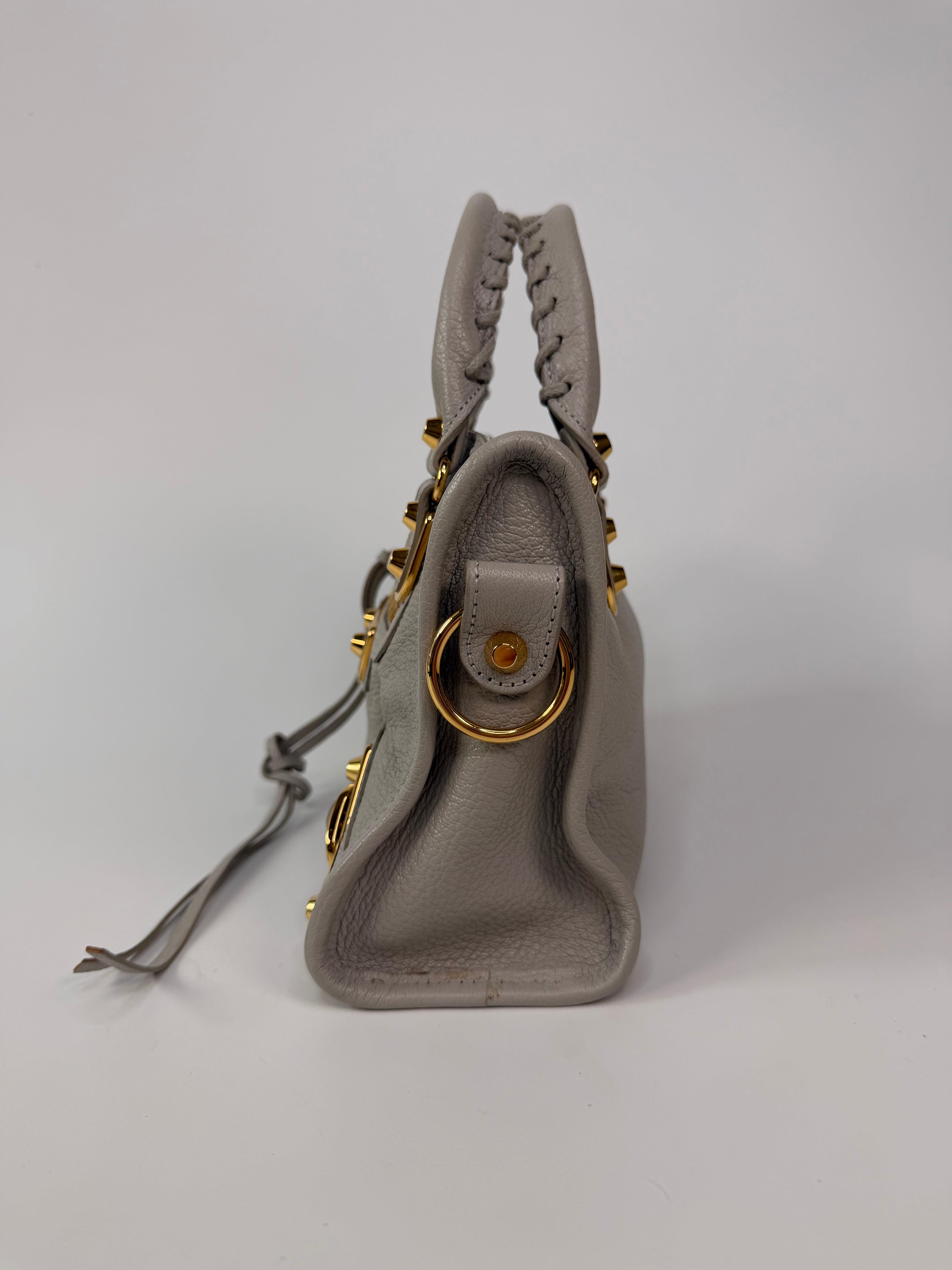 Balenciaga Le City Mini Bag In Grey Lambskin With Gold Hardware. 100% authentic and preloved in excellent condition