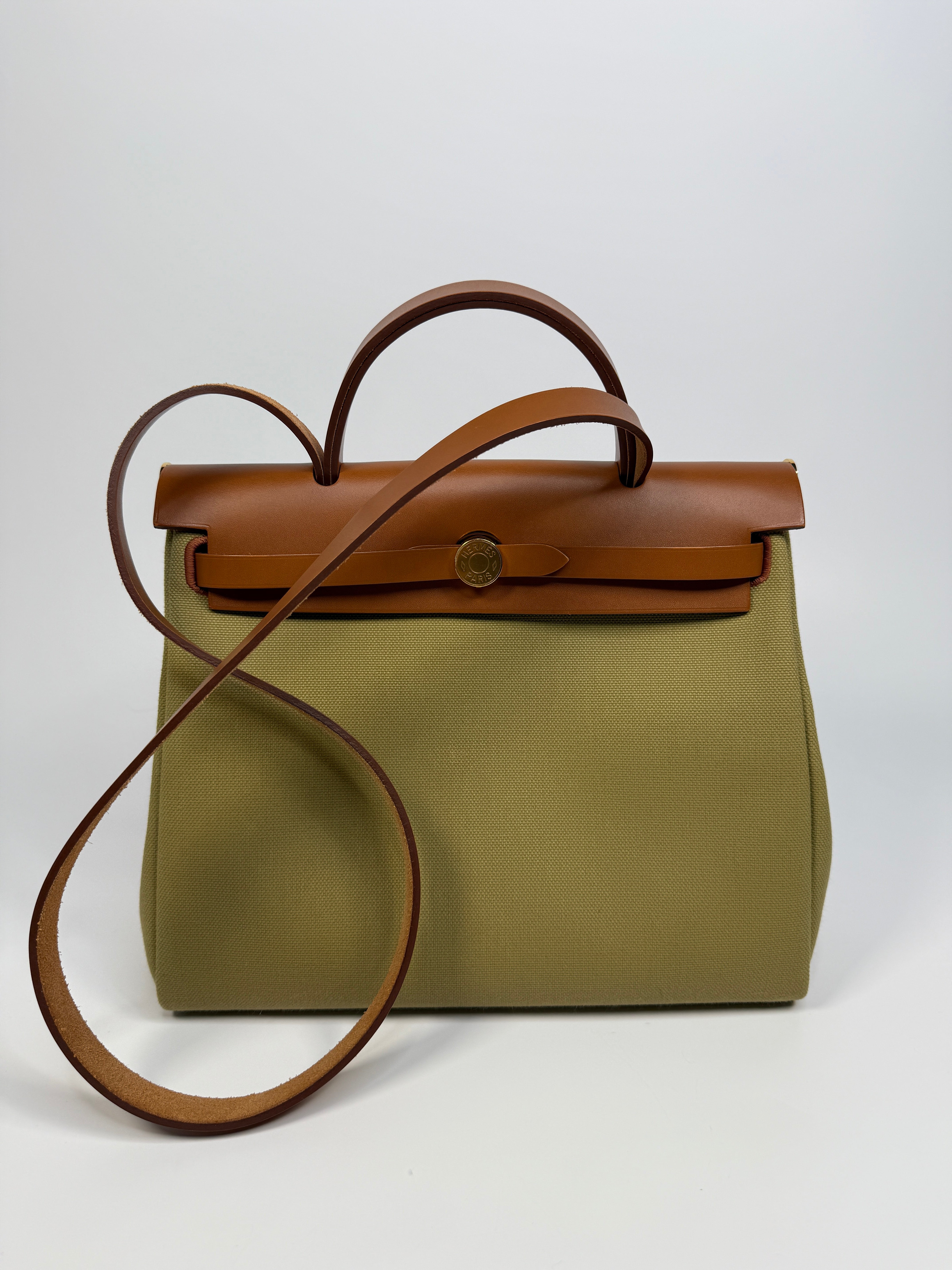 Authentic Pre Loved Hermès Herbag 31 Zip Retourne in Poussière Fauve with Gold Hardware Excellent Condition