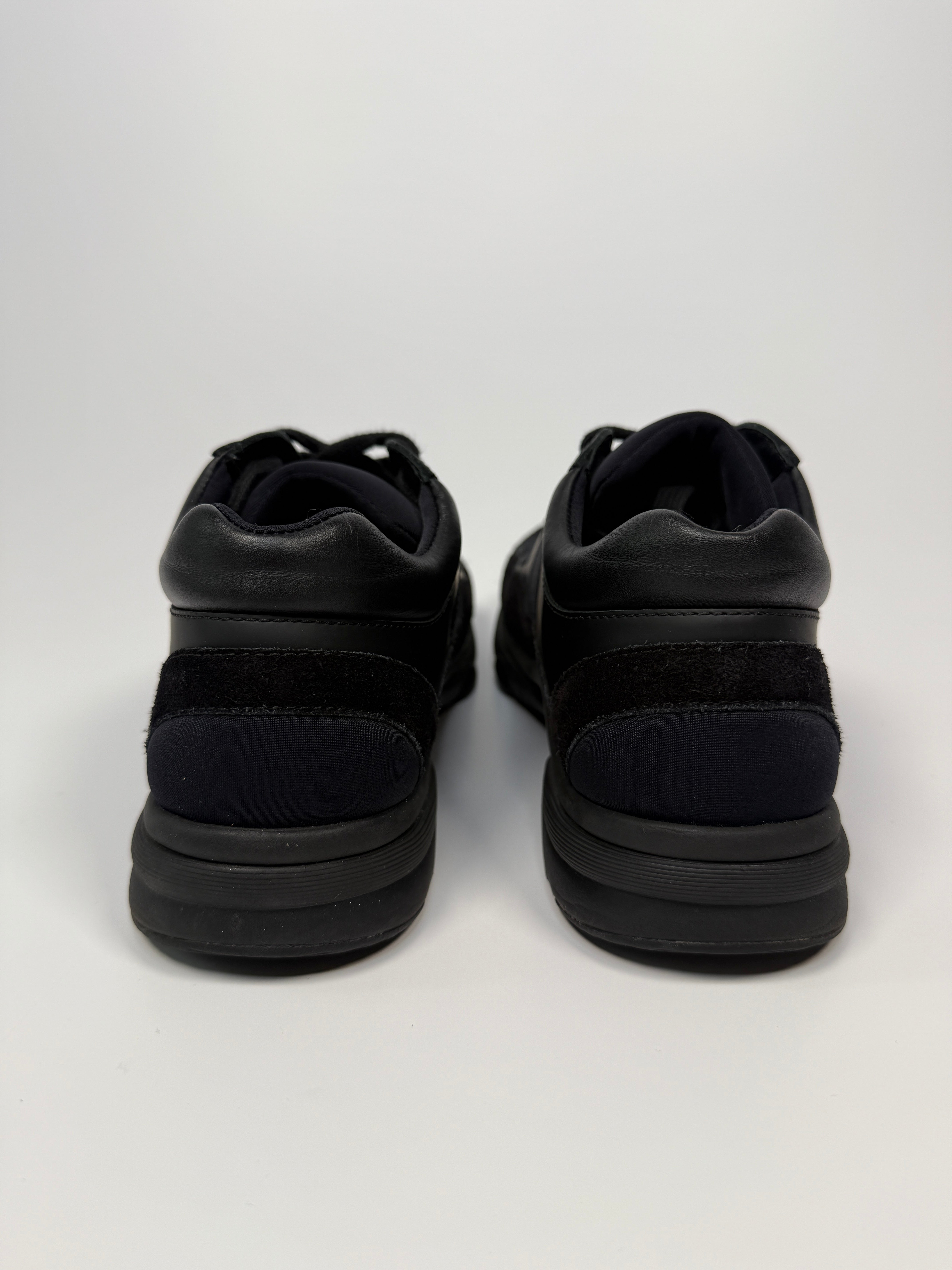 Chanel CC Logo Black Sneakers (Size 38/UK5) Very Good condition, Authentic and preloved 