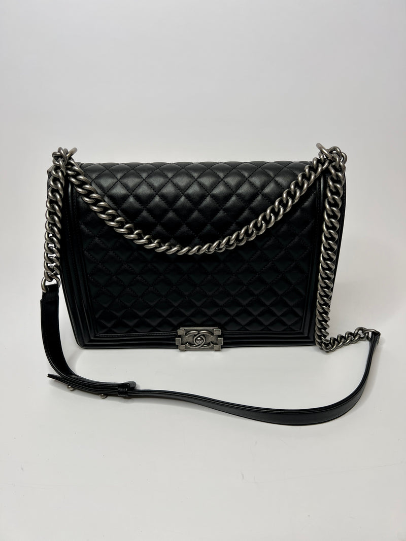 Chanel Boy Bag Large In Black Lambskin Leather