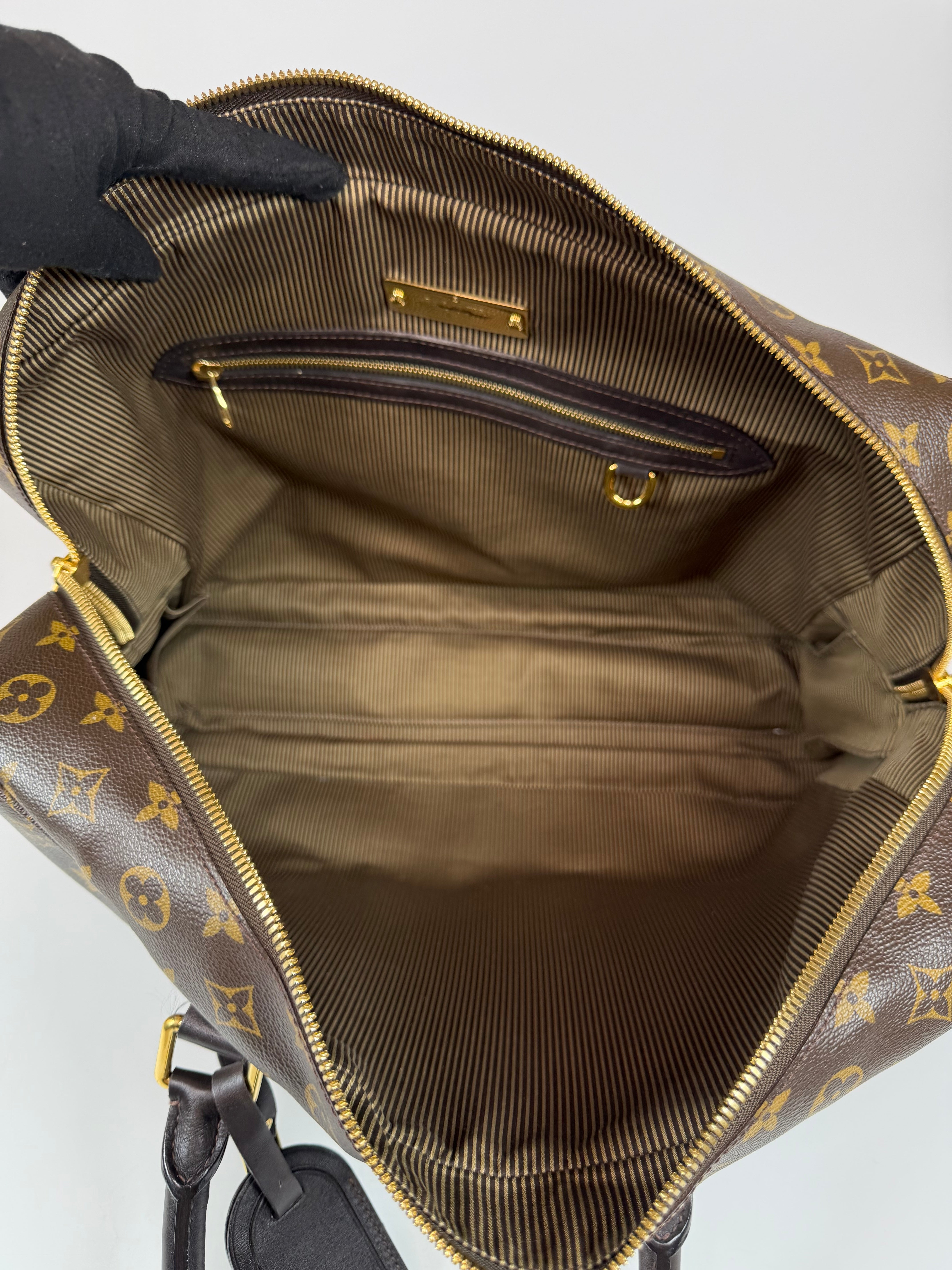 Louis Vuitton Poche Document Portfolio In Monogram Gold Hardware. Authentic and preloved in excellent condition. Verified by Luxe Cheshire. Insured next day delivery