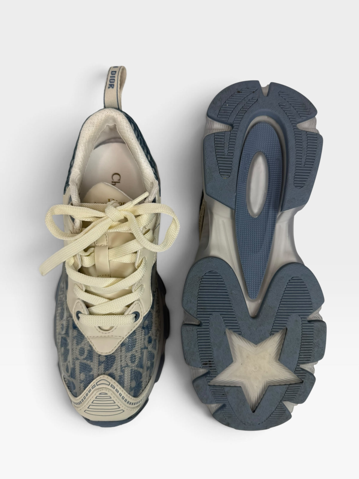 Christian Dior Vibe Sneakers In White & Chambray Blue Oblique (Size 36.5/UK3.5) 100% authentic and preloved in excellent condition