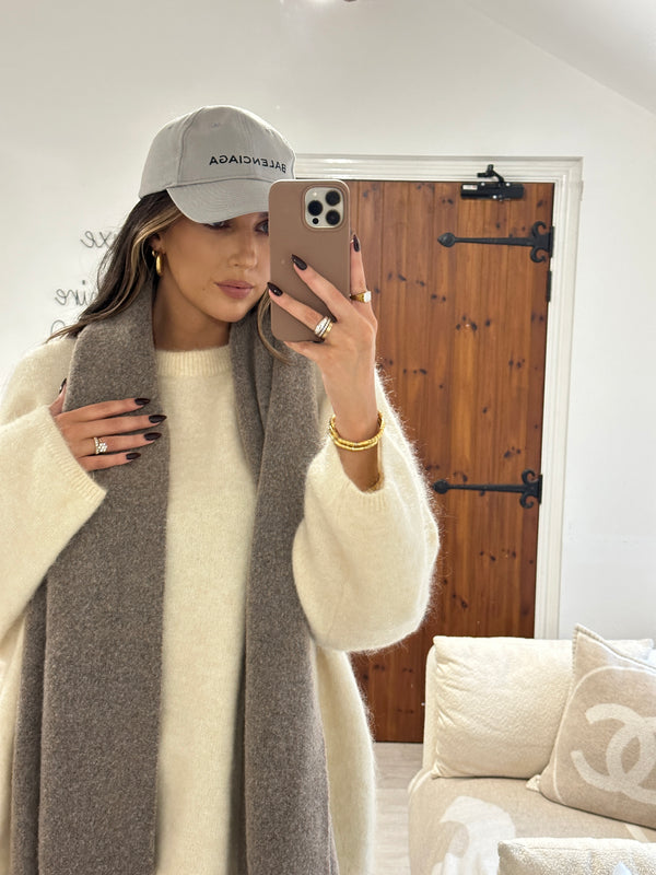 Balenciaga Grey Logo Cap (Size L / 58)