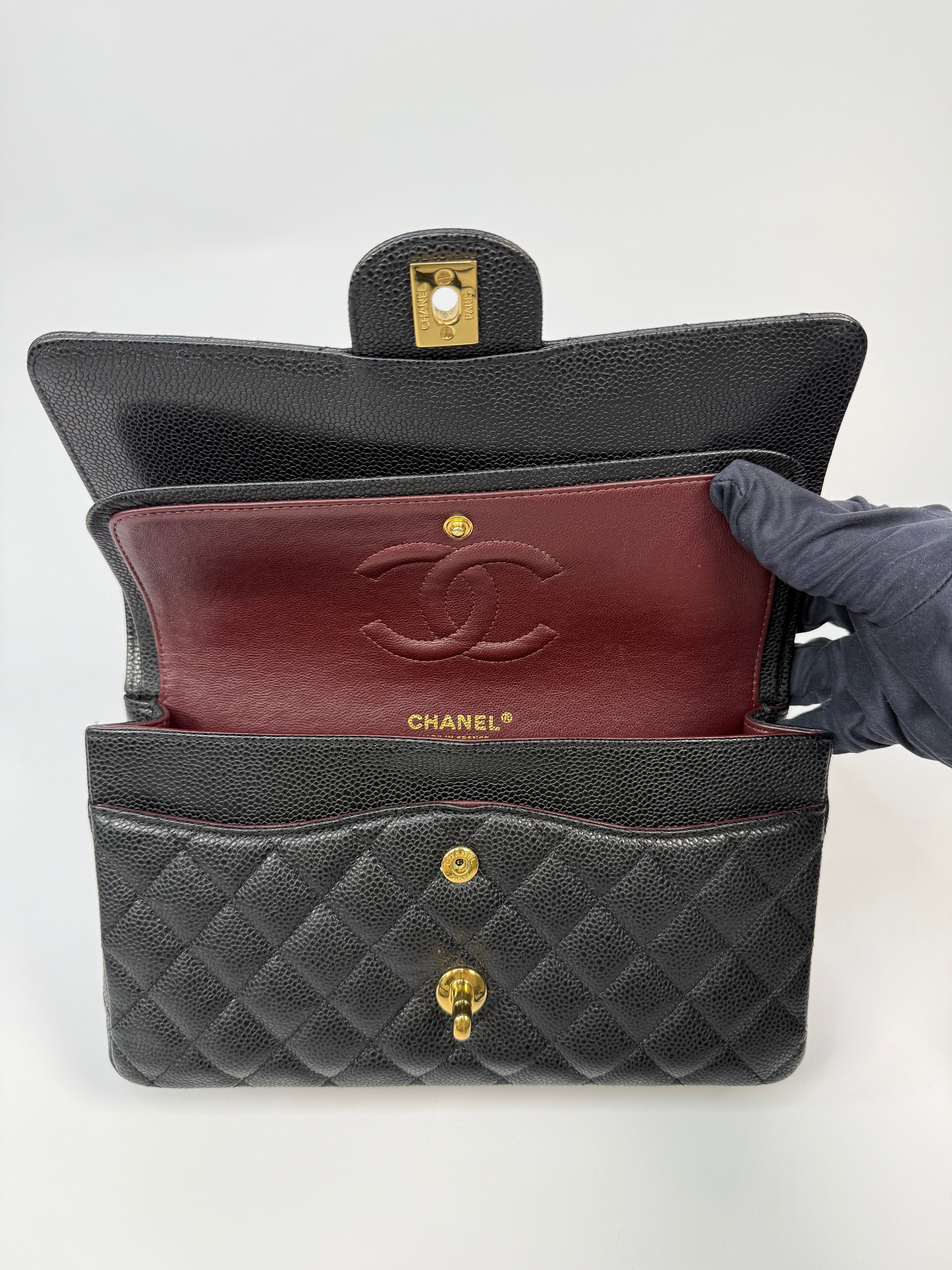 Chanel Medium Classic Double Flap Black Caviar With GHW