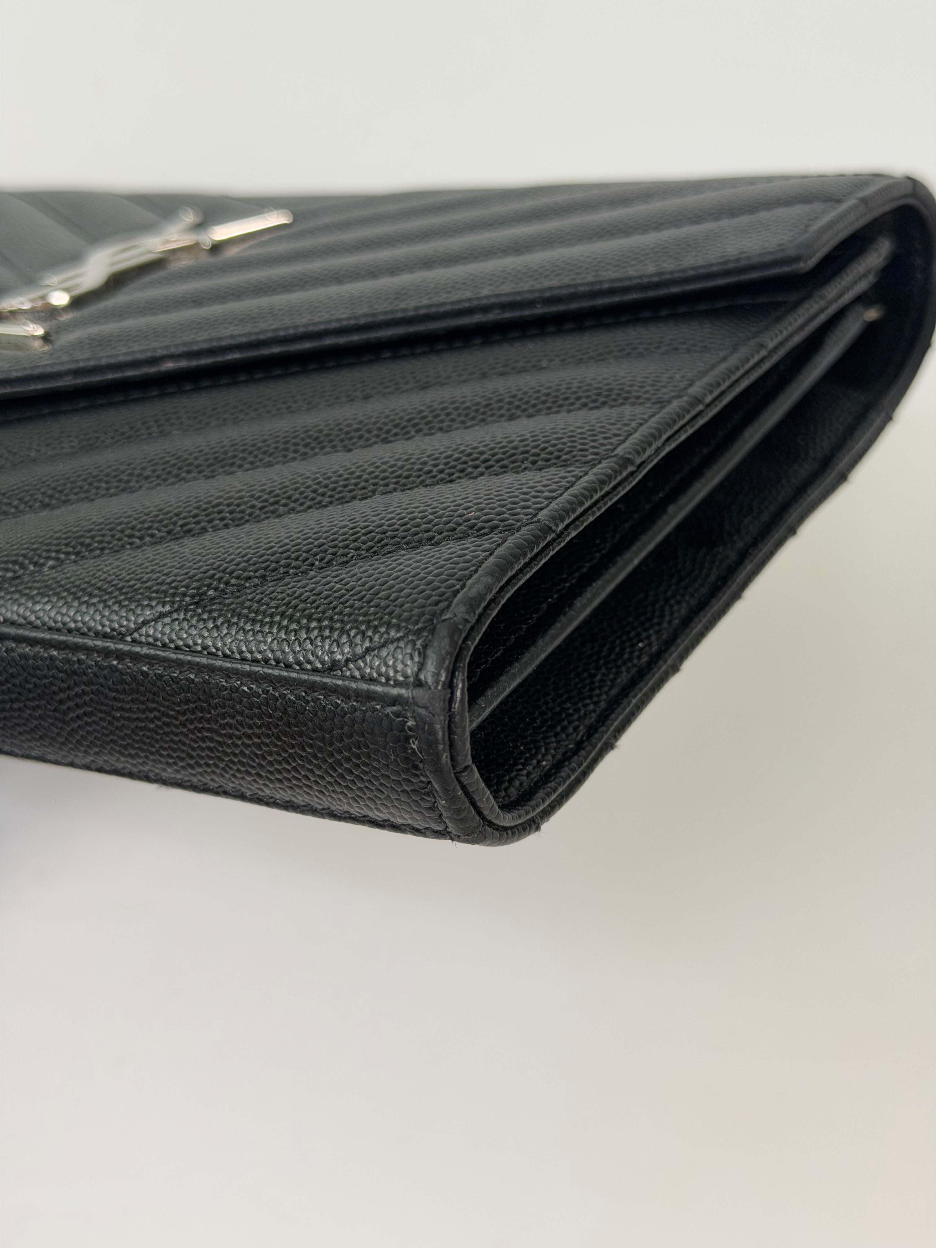 Saint Laurent Cassandre Chain Wallet In Black With Silver Hardware in good condition 100% authentic and preloved