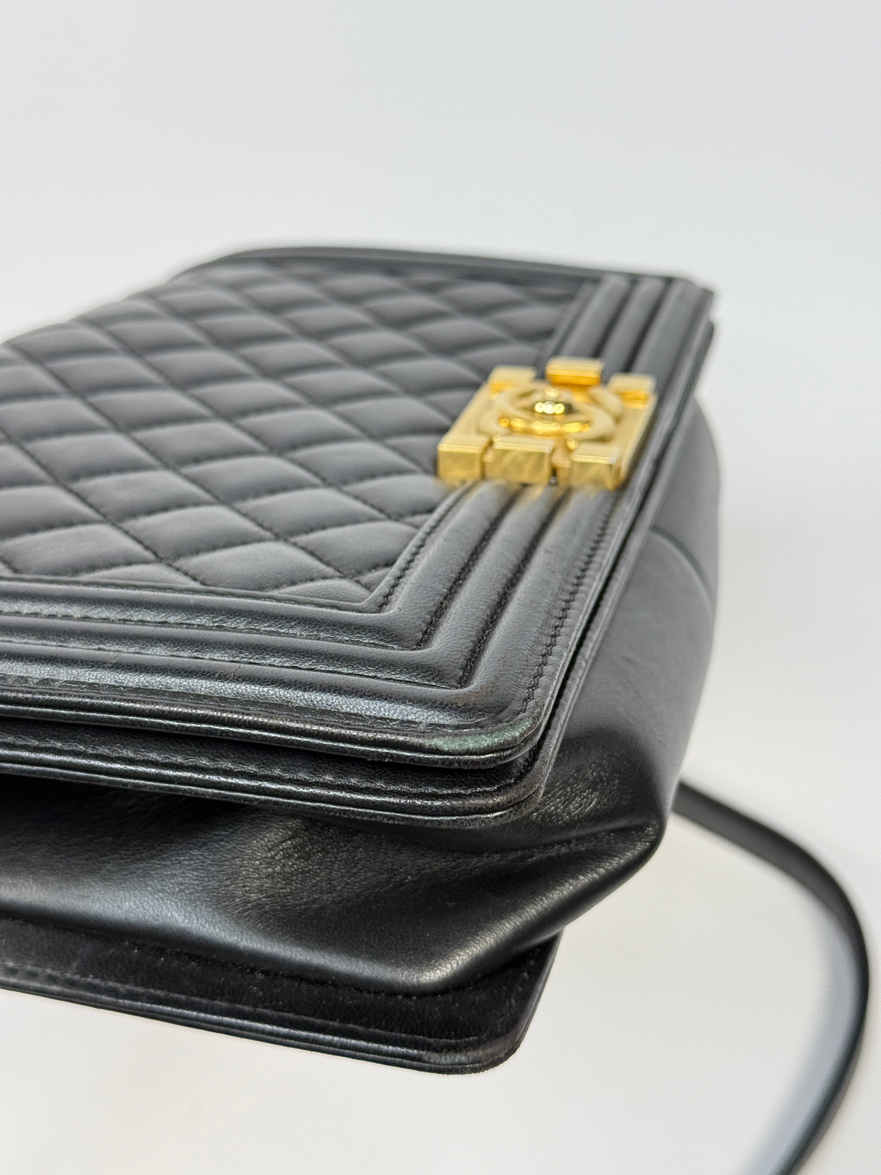 Chanel Boy Bag Medium In Black Lambskin Leather With Gold Hardware 
Pre Loved & Authentic 