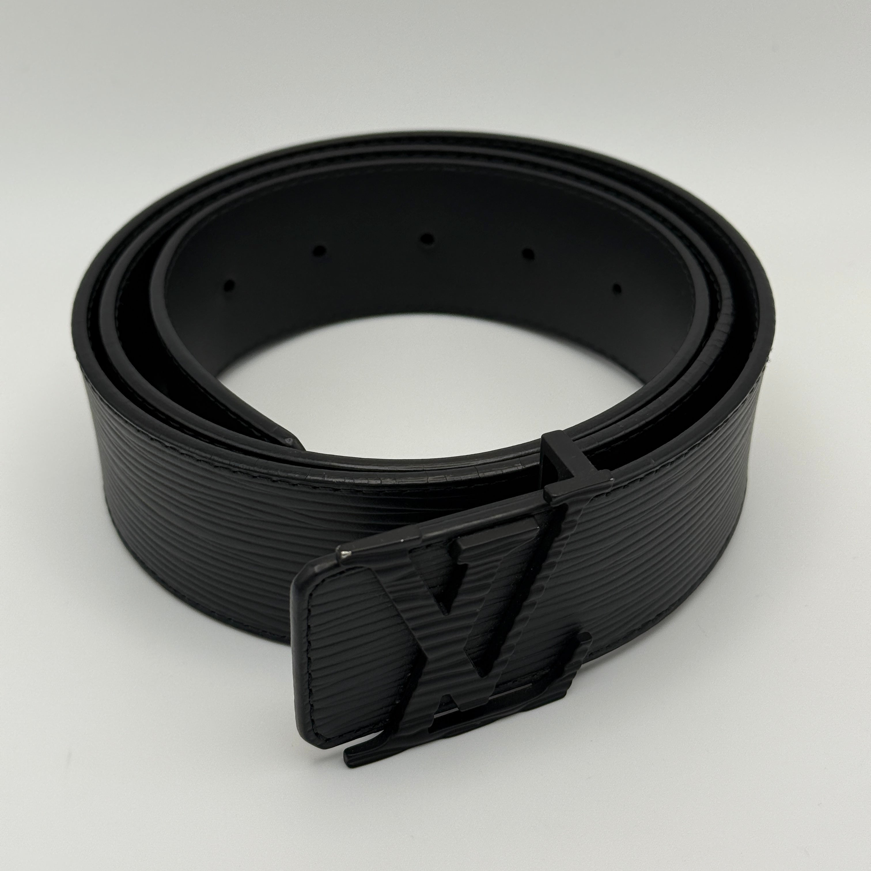 Louis Vuitton Initials Belt (Size 95/38)