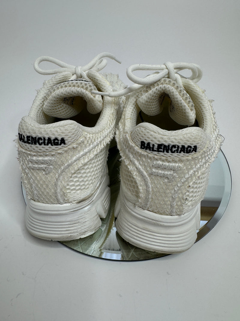 Balenciaga Phantom Low Top Sneakers Size 36 UK3