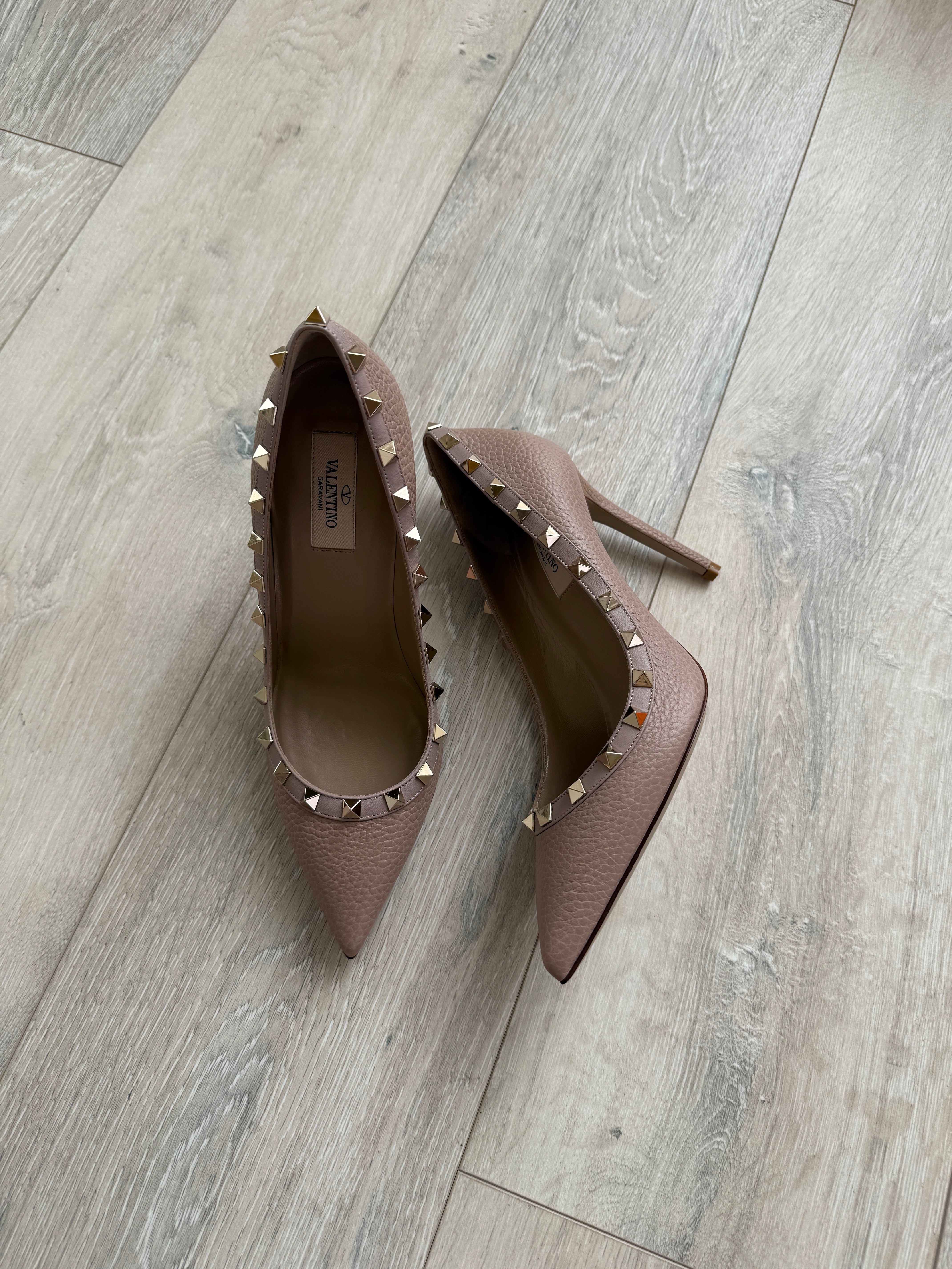 Valentino Garavani Rockstud Heels (Size 37.5/UK4.5)