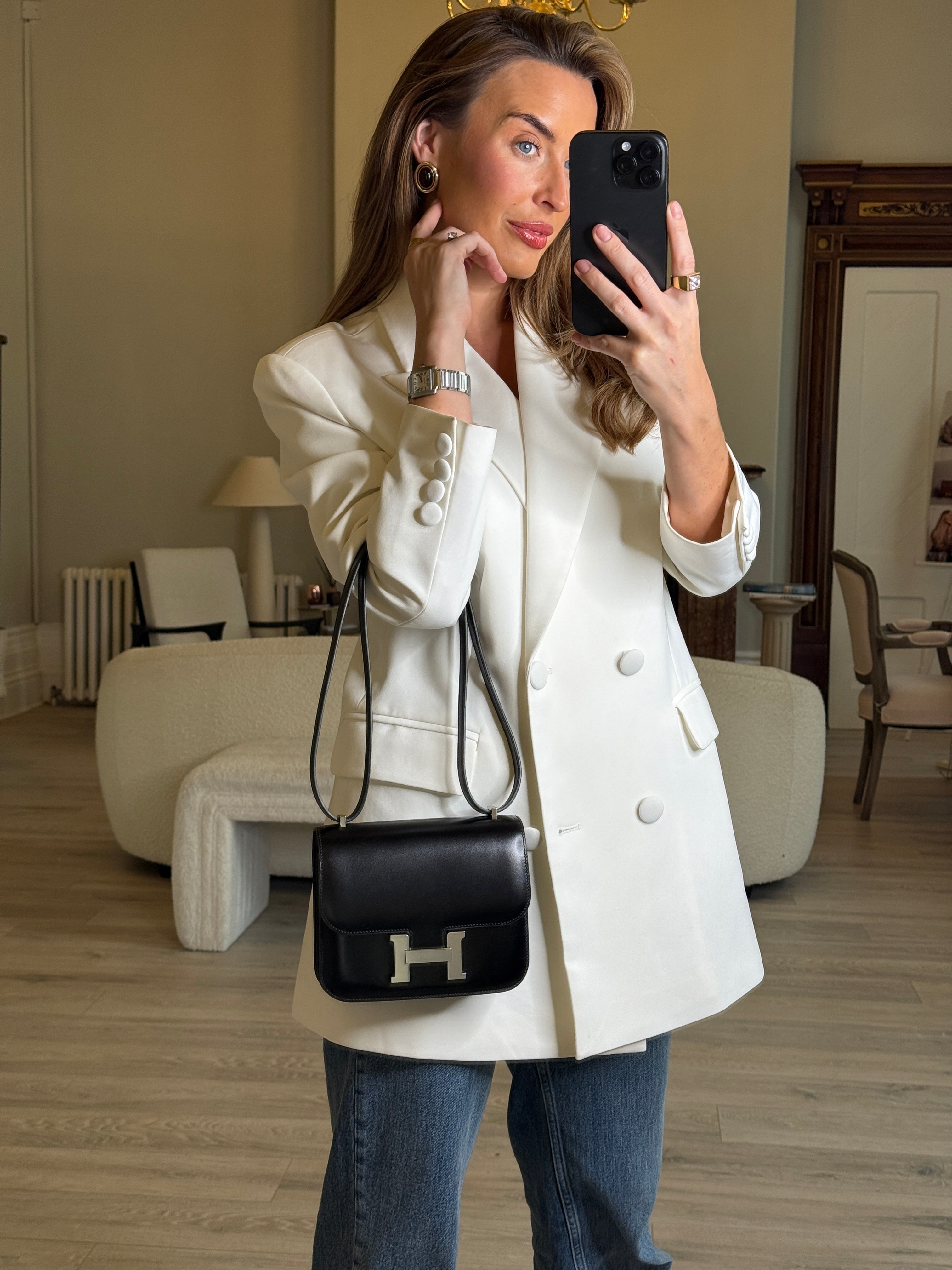 Authentic and preloved Hermès Constance 18 In Black Box Leather With Palladium Hardware. 100% Authenticity guarantee. 