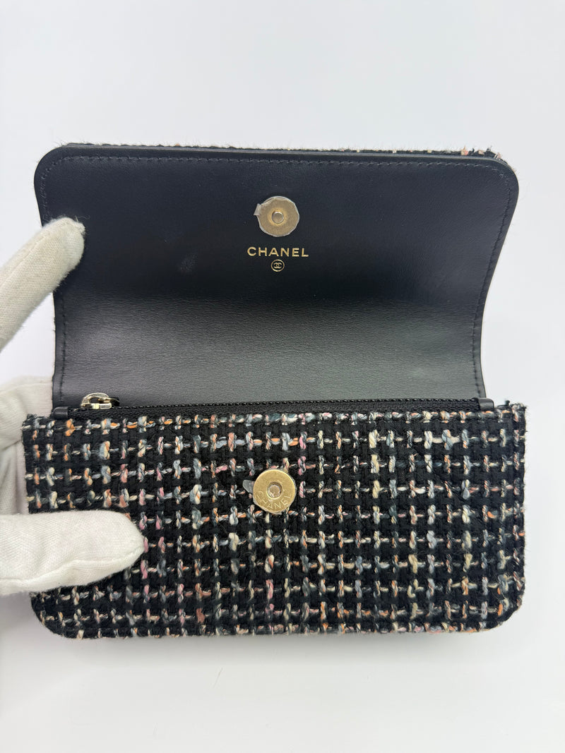 Chanel 19 Wallet On Chain In Tweed Fabric