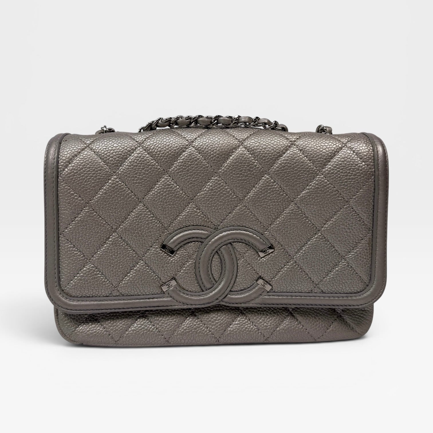 Chanel CC Filigree Wallet On Chain In Metallic Silver
