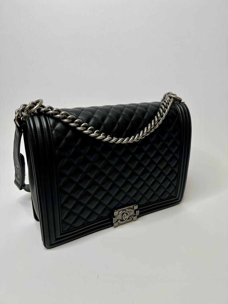 Chanel Boy Bag Large In Black Lambskin Leather