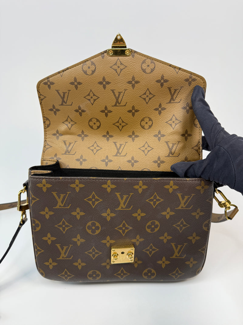 Louis Vuitton Pochette Métis Bag