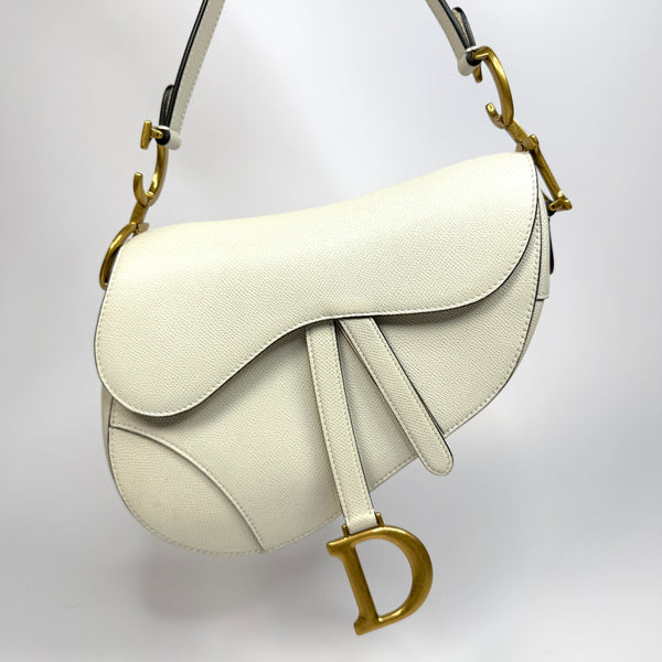 Christian Dior Saddle Bag In Latte