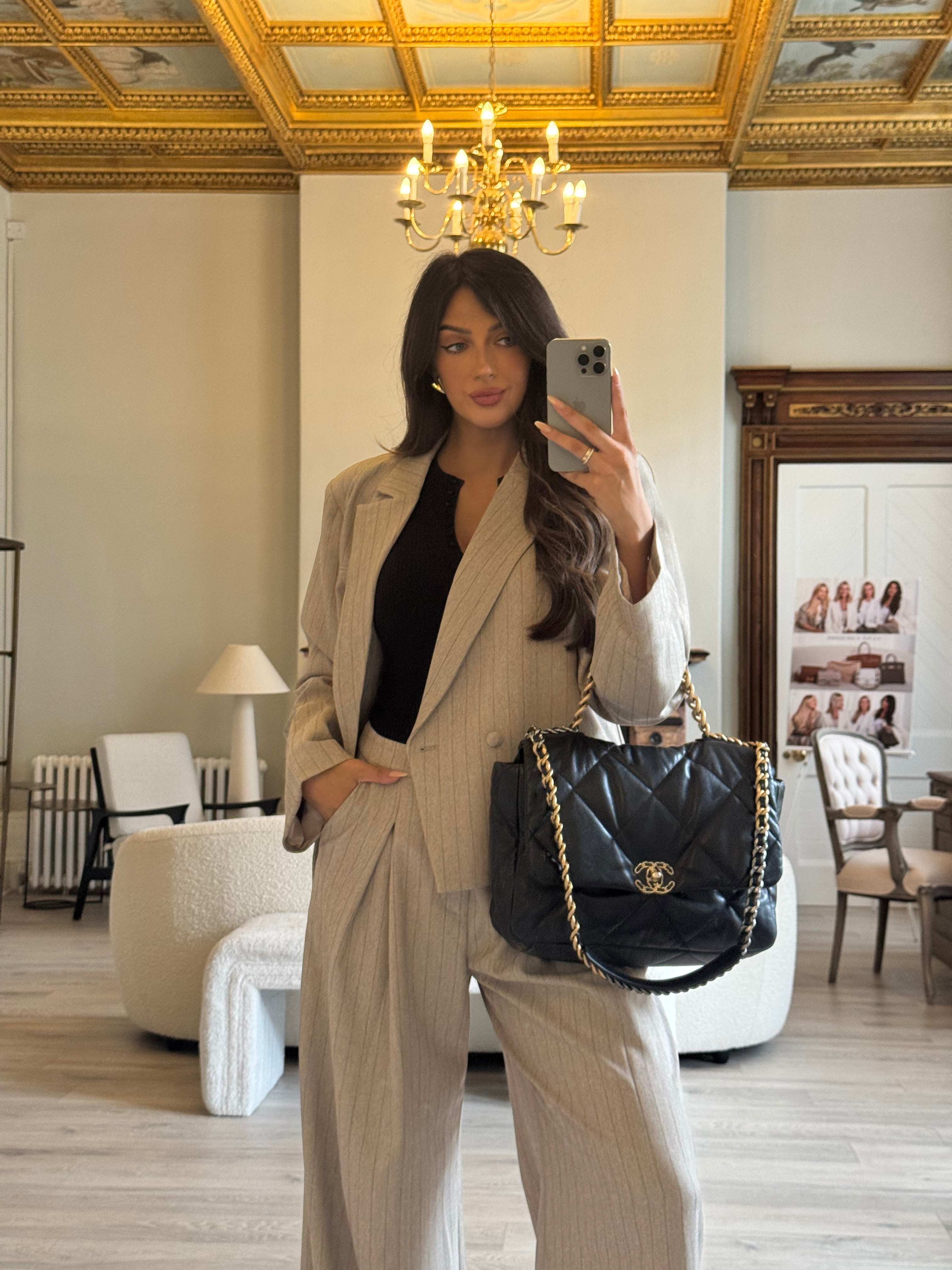 Chanel 19 Maxi Flap Bag
Pre Loved & Authentic 