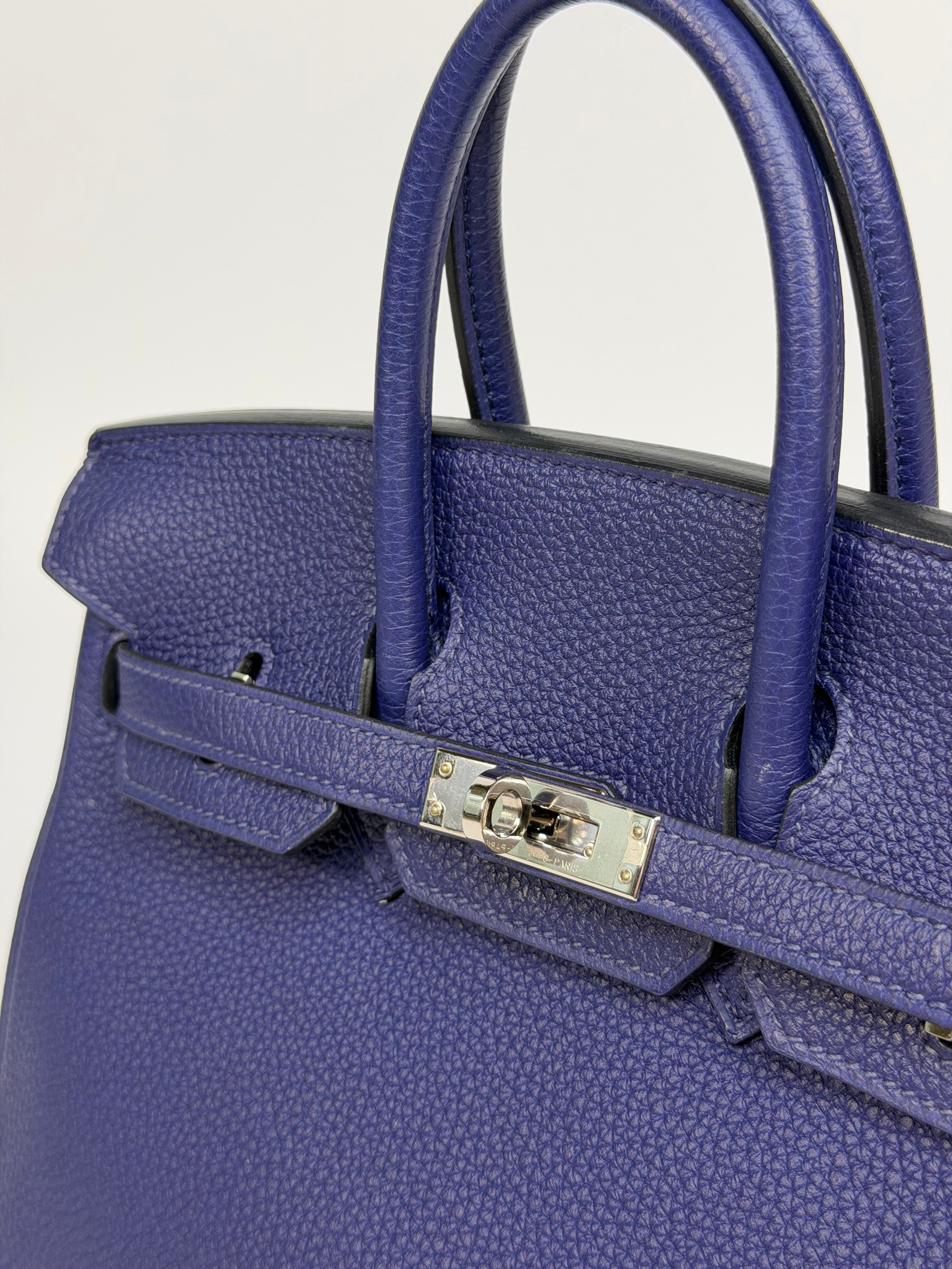 Hermès Birkin 25 In Blue Sapphire Togo With Palladium Hardware. Authentic and preloved in excellent condition