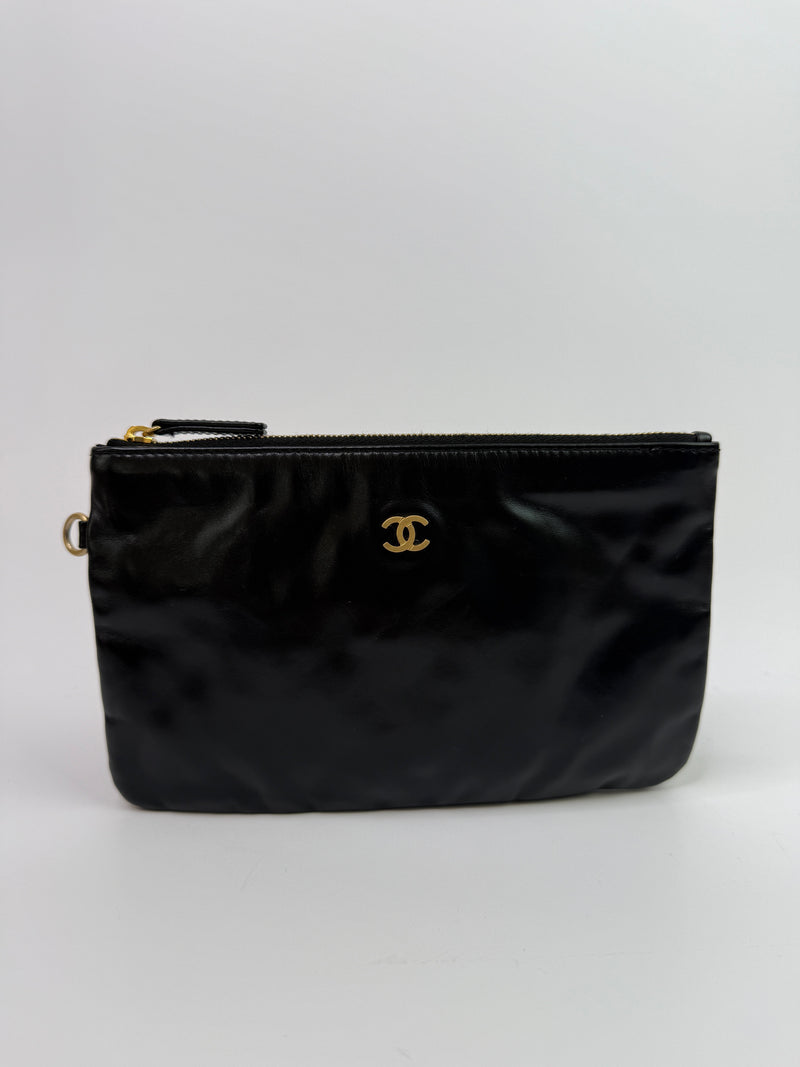 Chanel 22 Large In Black Calfskin Leather With GHW