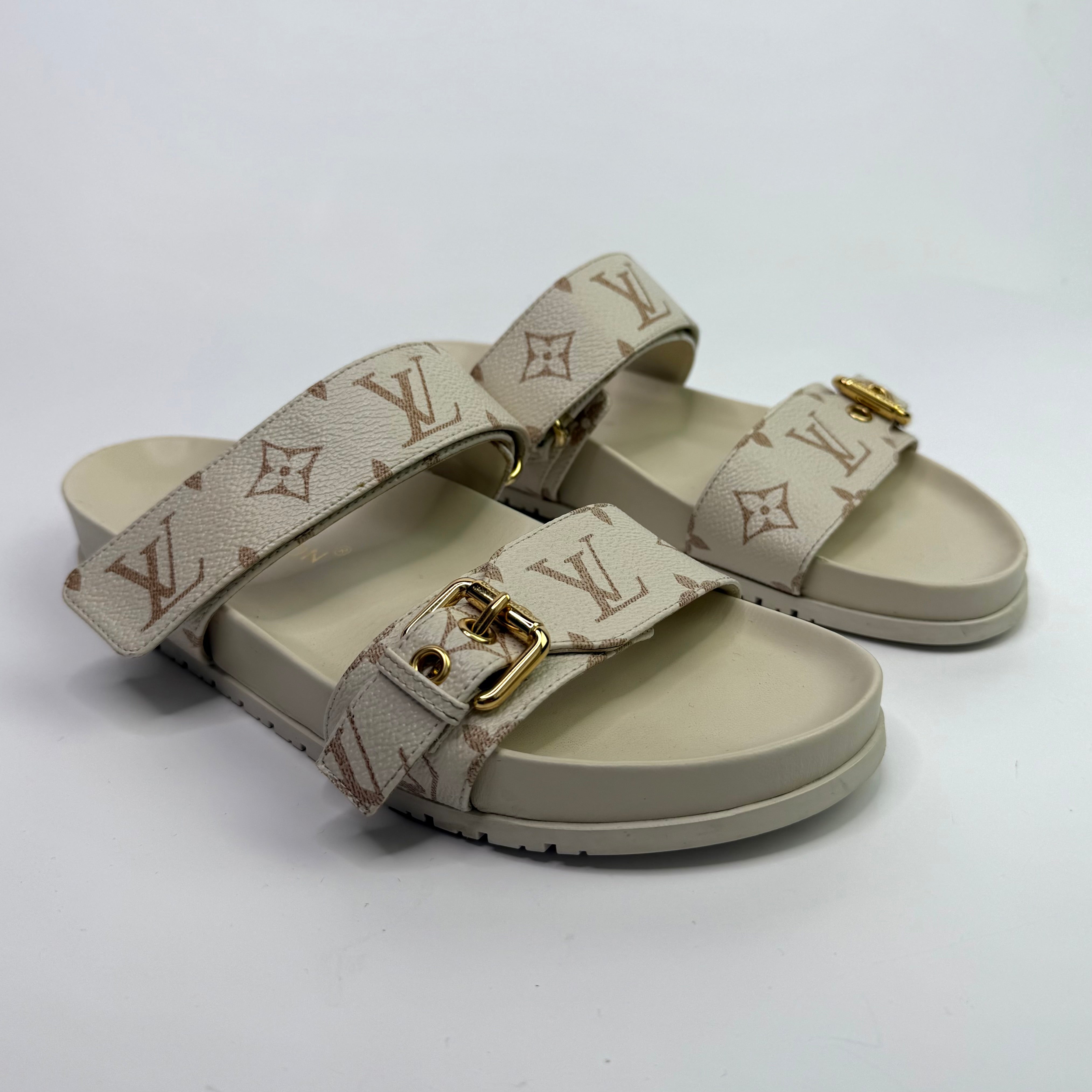 Louis Vuitton Bom Dia Flat  Mules (Size 40/UK7)