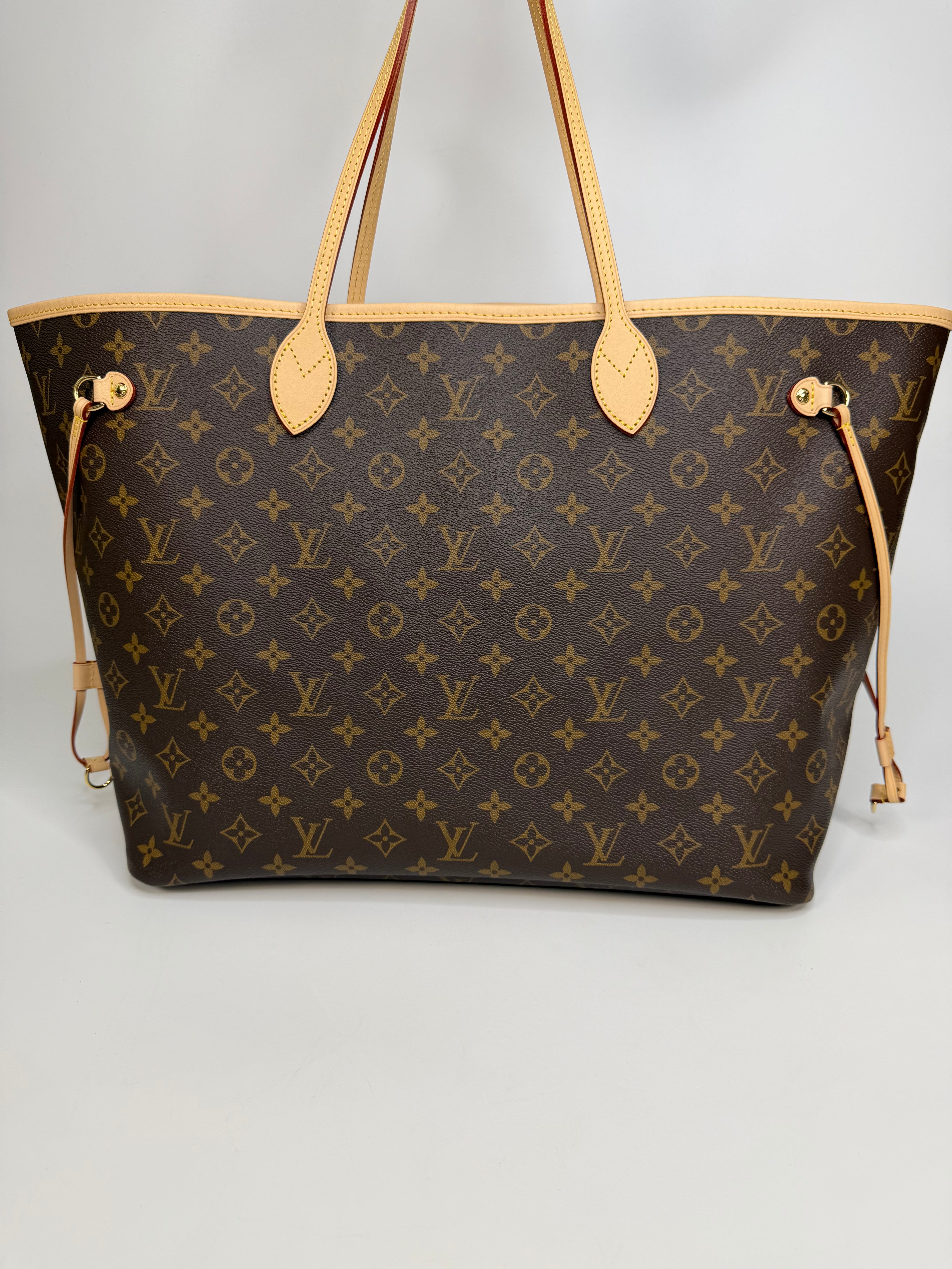 Louis Vuitton Neverfull GM Tote Bag. Authentic and preloved in excellent condition with 100% authenticity guarantee.