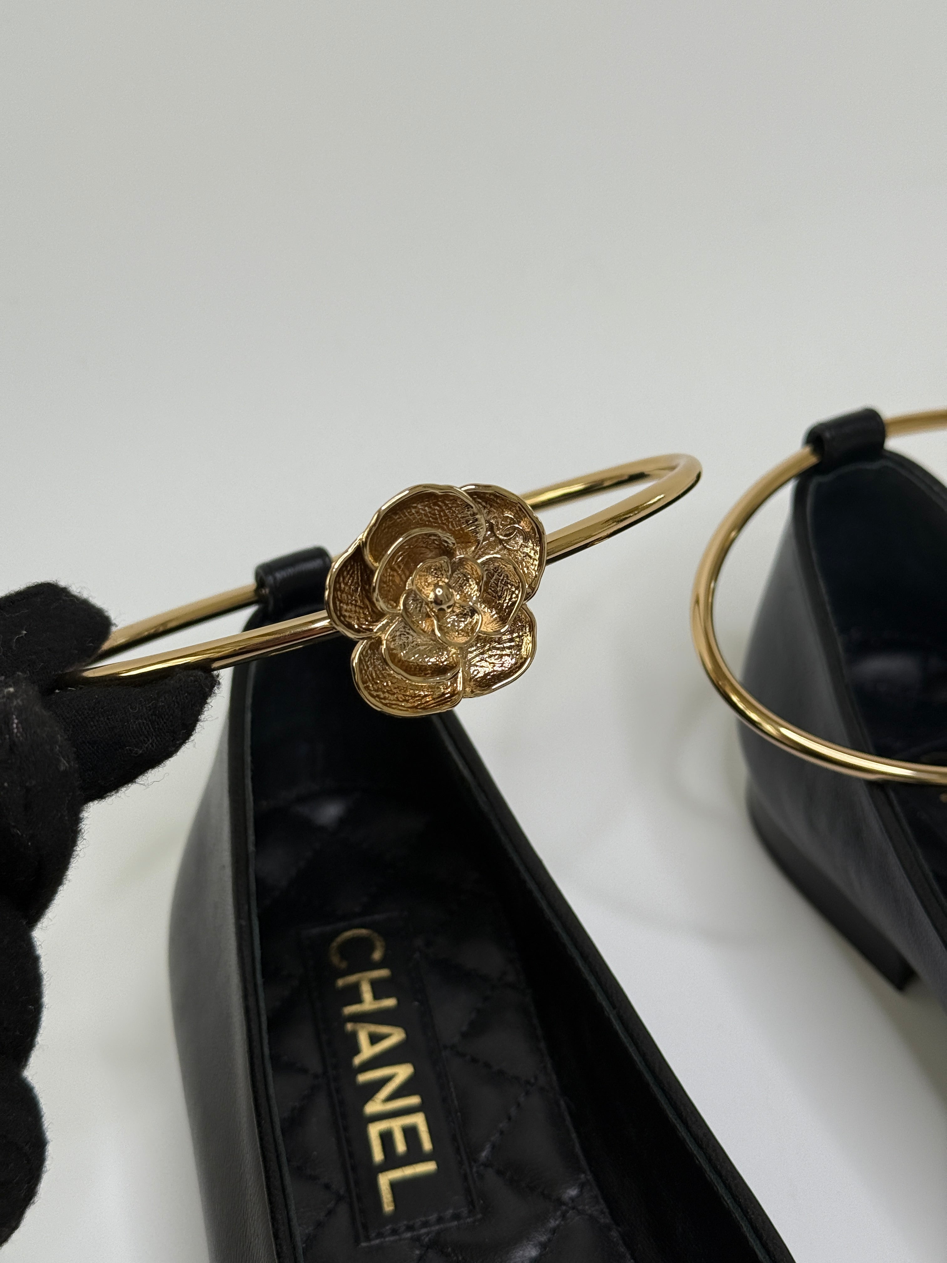 Chanel Ballet Pumps In Black Quilted Lambskin Leather (Size 38/UK5)