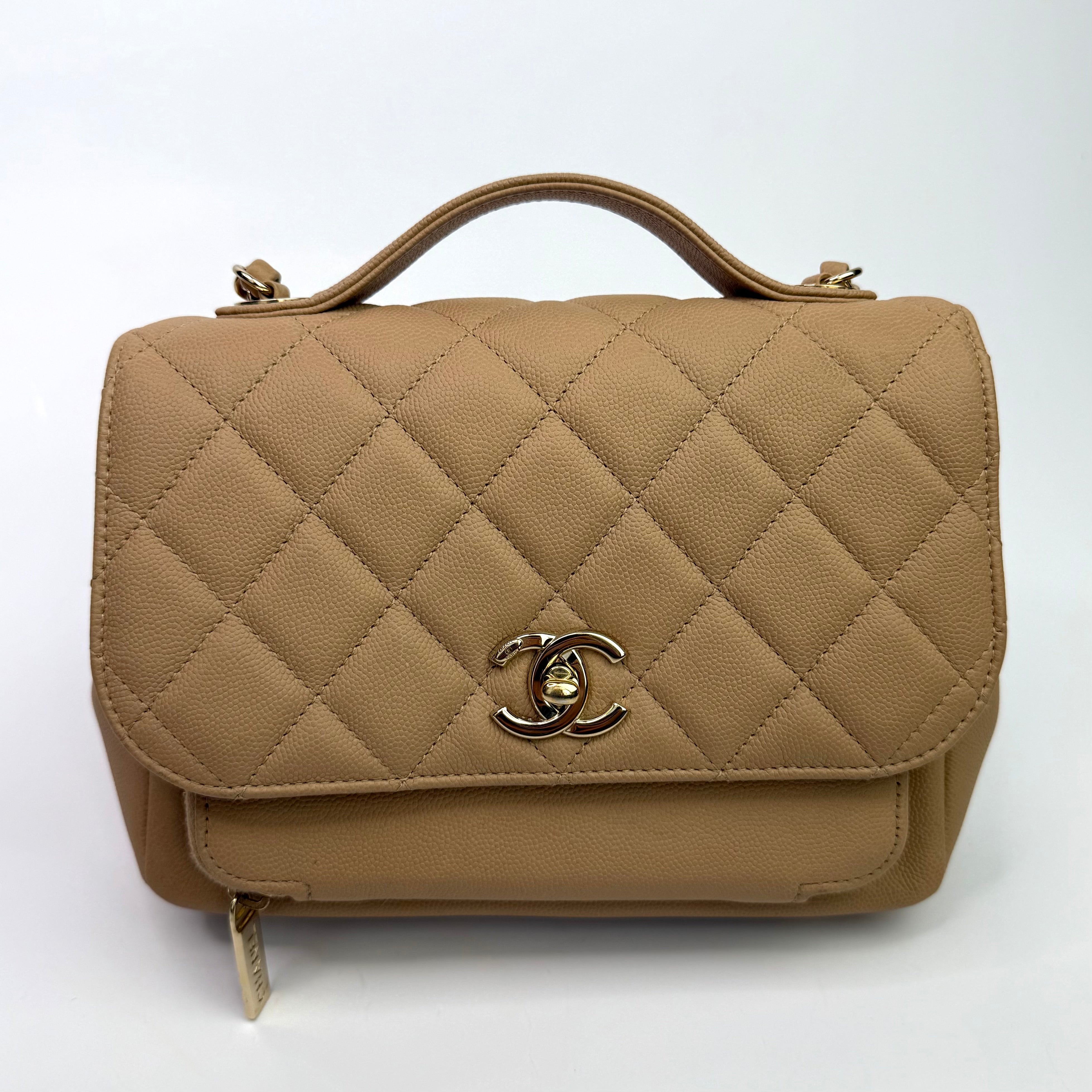 Chanel Small Business Affinity Bag
Pre Loved & Authentic 