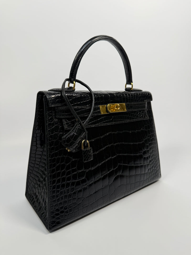 Hermès Vintage Kelly 28 In Shiny Black Crocodile With GHW