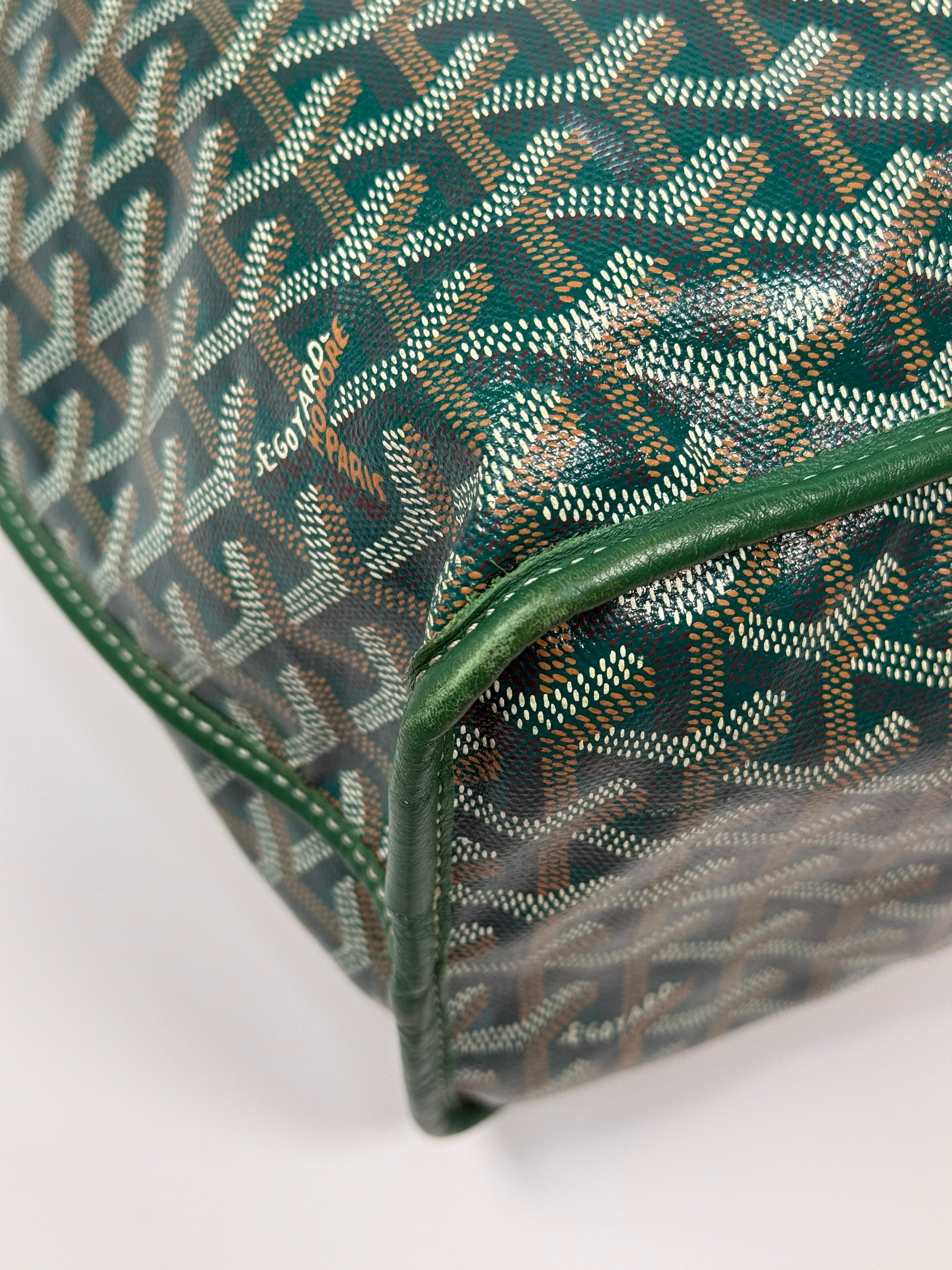 Goyard Anjou GM Tote Bag In Green Goyadine Canvas Authentic and preloved in excellent condition. 