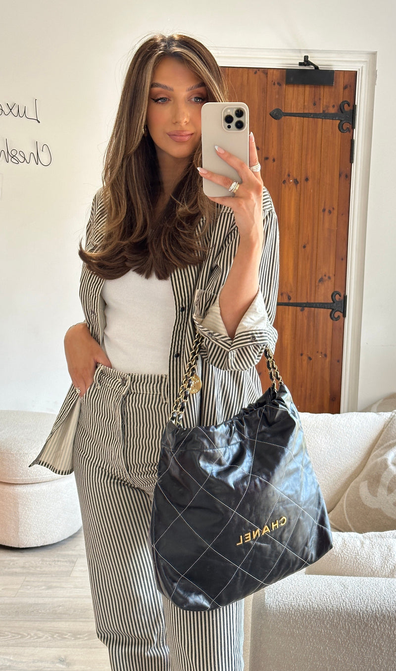 Chanel 22 Hobo Handbag