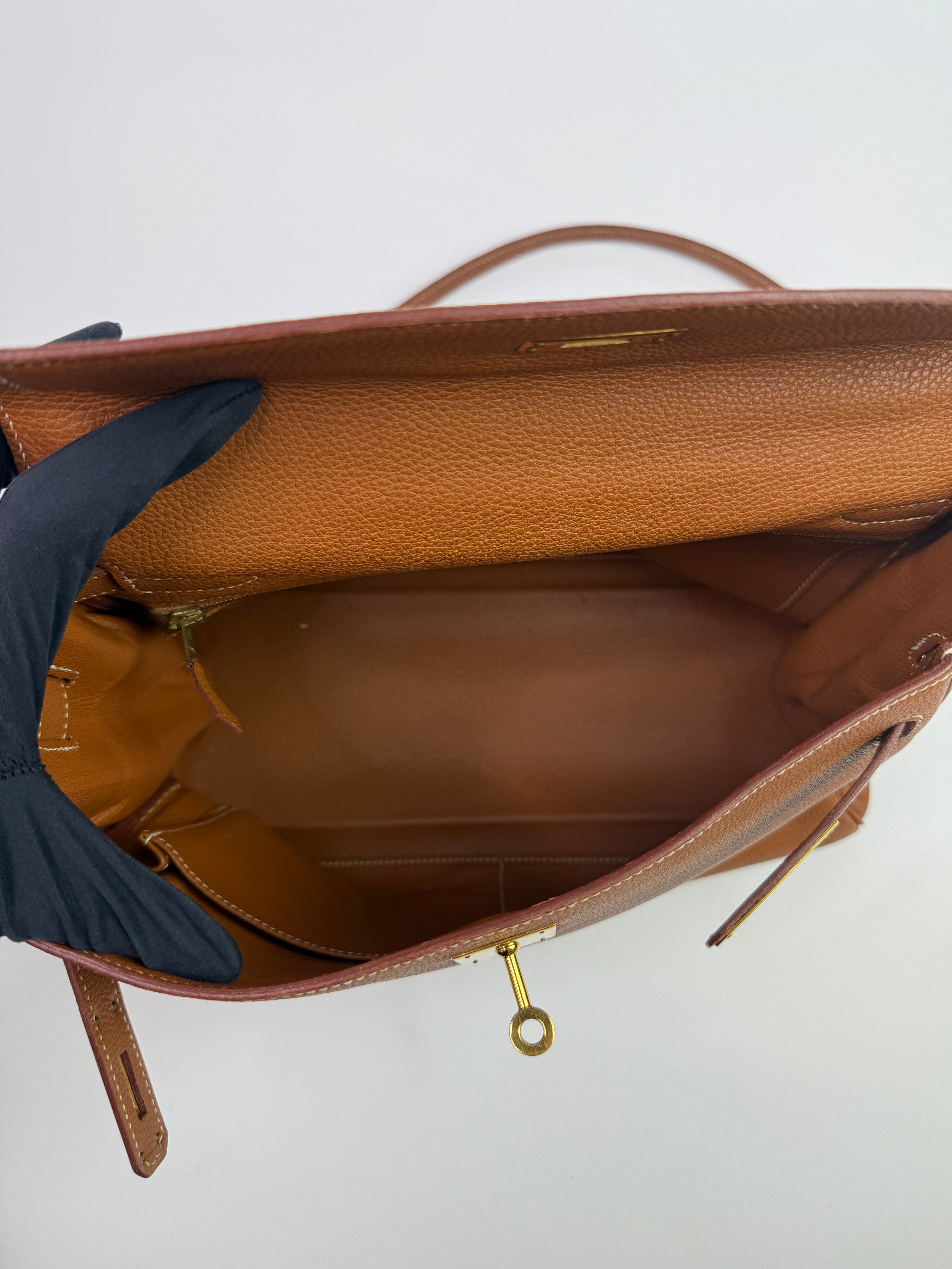 Hermès Kelly 28 In Gold Clemence Leather With GHW