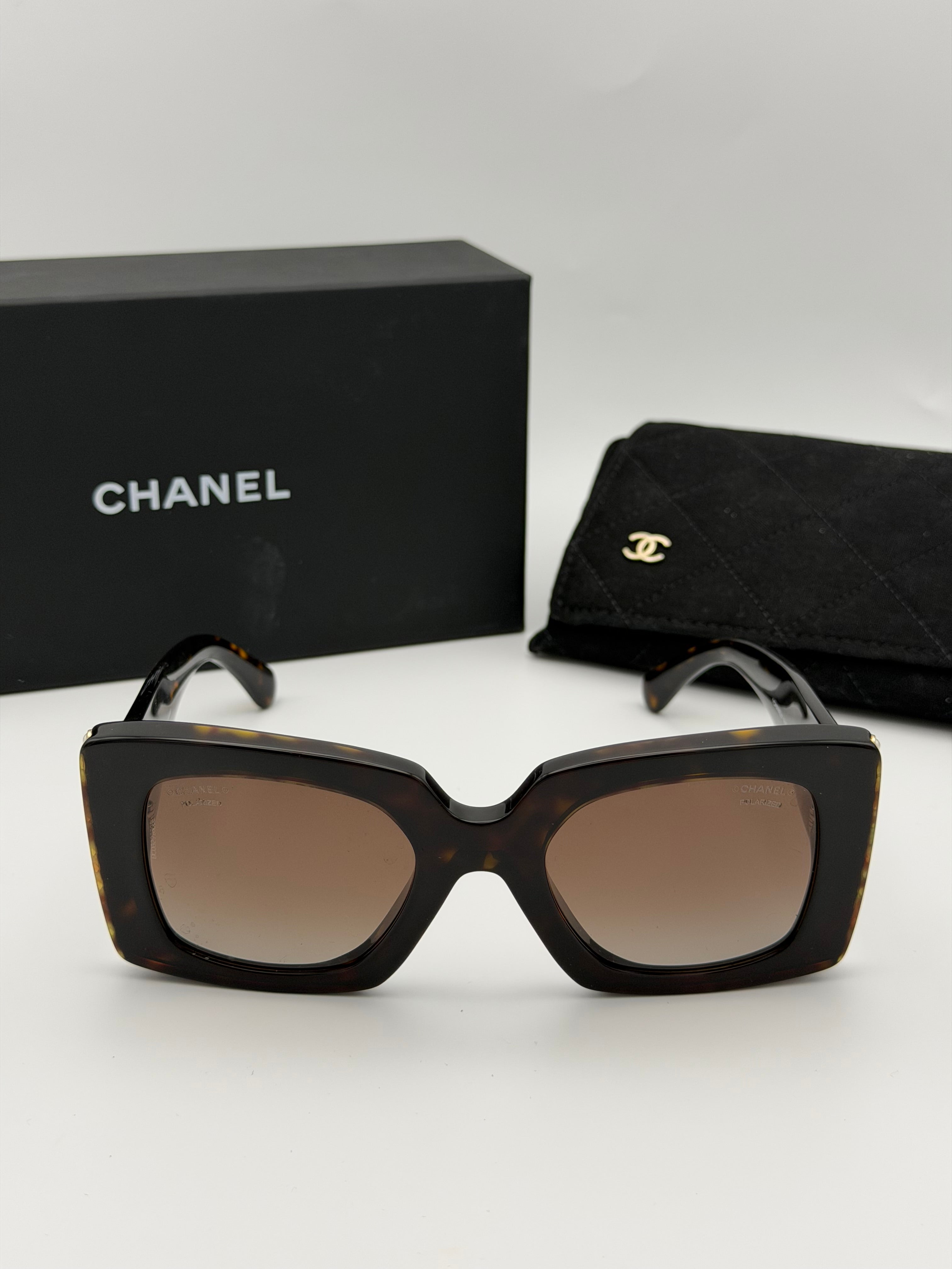 Chanel Sunglasses Tortoiseshell
Authentic Pre Loved Verified by Luxe Cheshire Trusted Designer resale