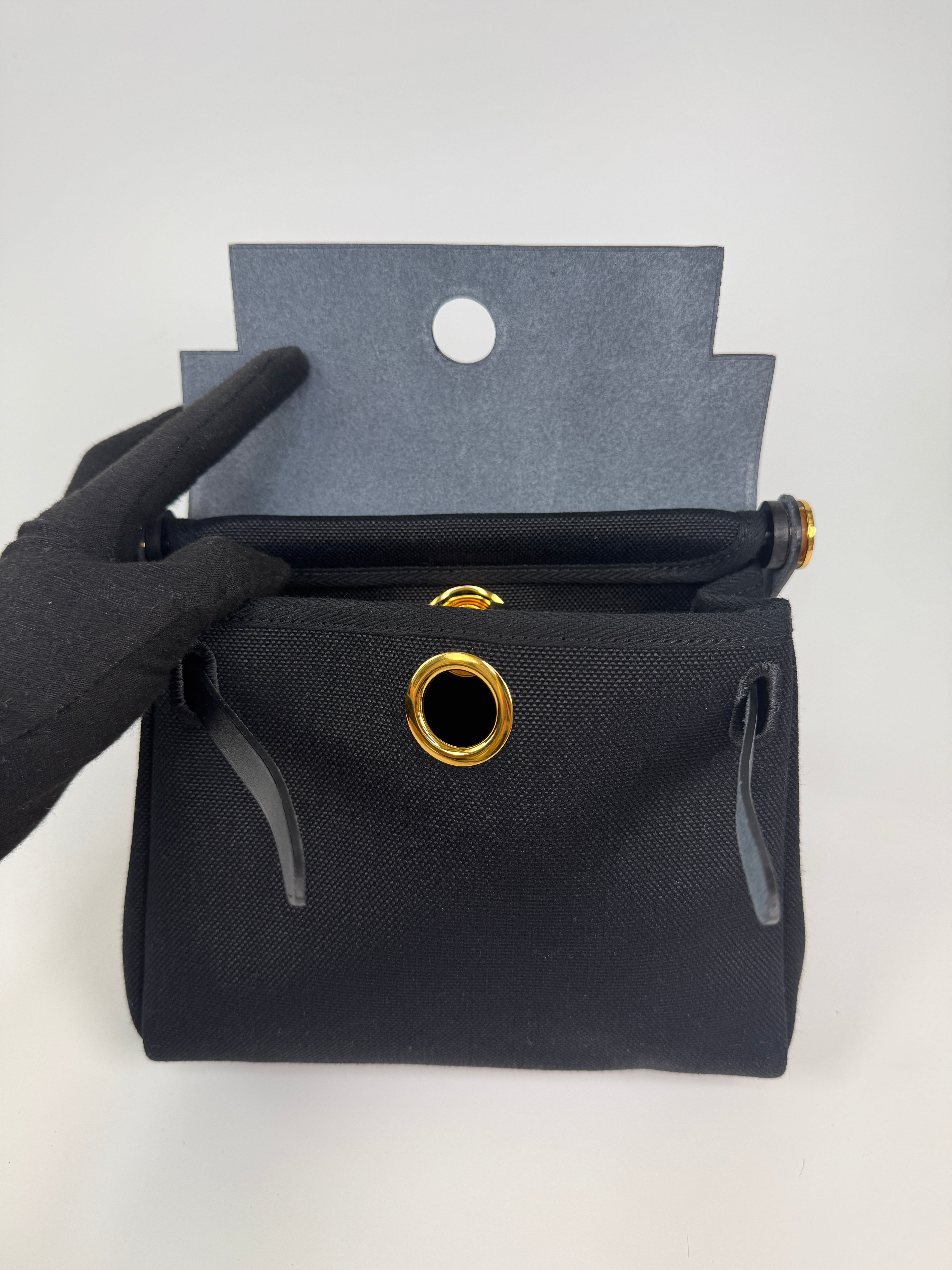 Box Fresh Hermès Herbag Zip 20 Retourne Toile Militaire Vache Hunter Noir With Gold Hardware