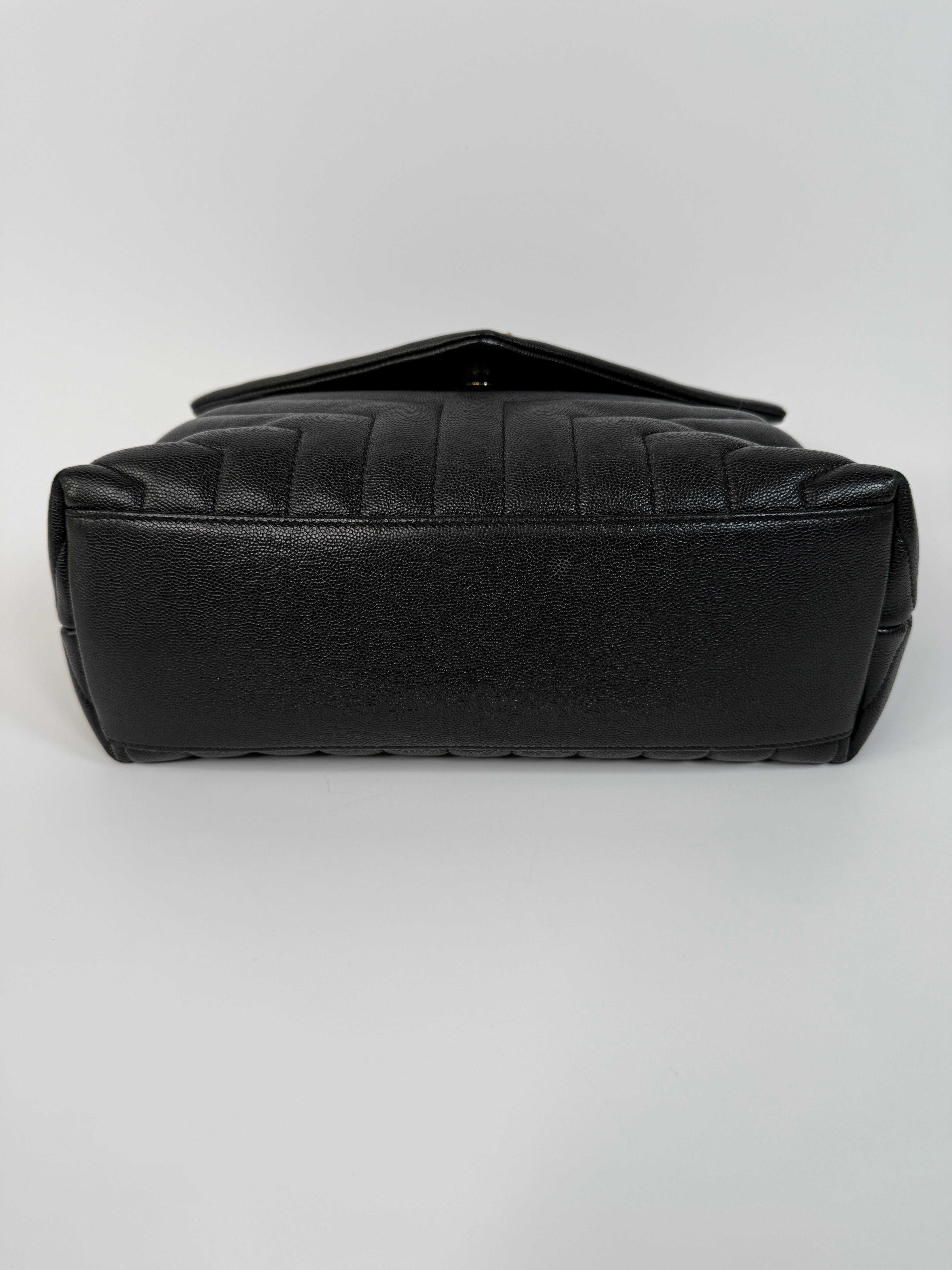 Saint Laurent Medium Grain De Poudre Loulou Shoulder Bag