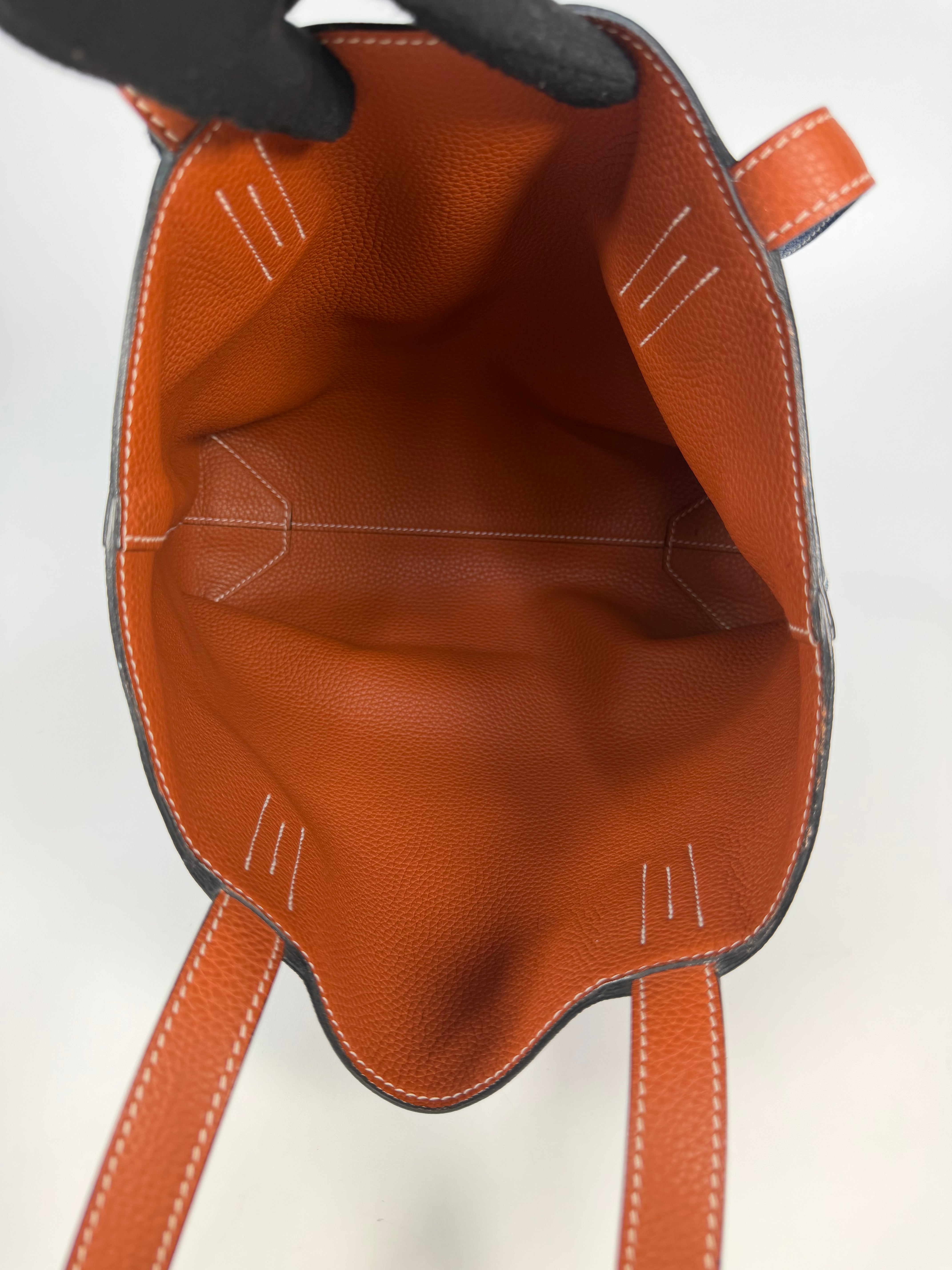 Hermès Double Sens In Bleu Leather
Authentic Pre Loved Verified by Luxe Cheshire Trusted Designer resale