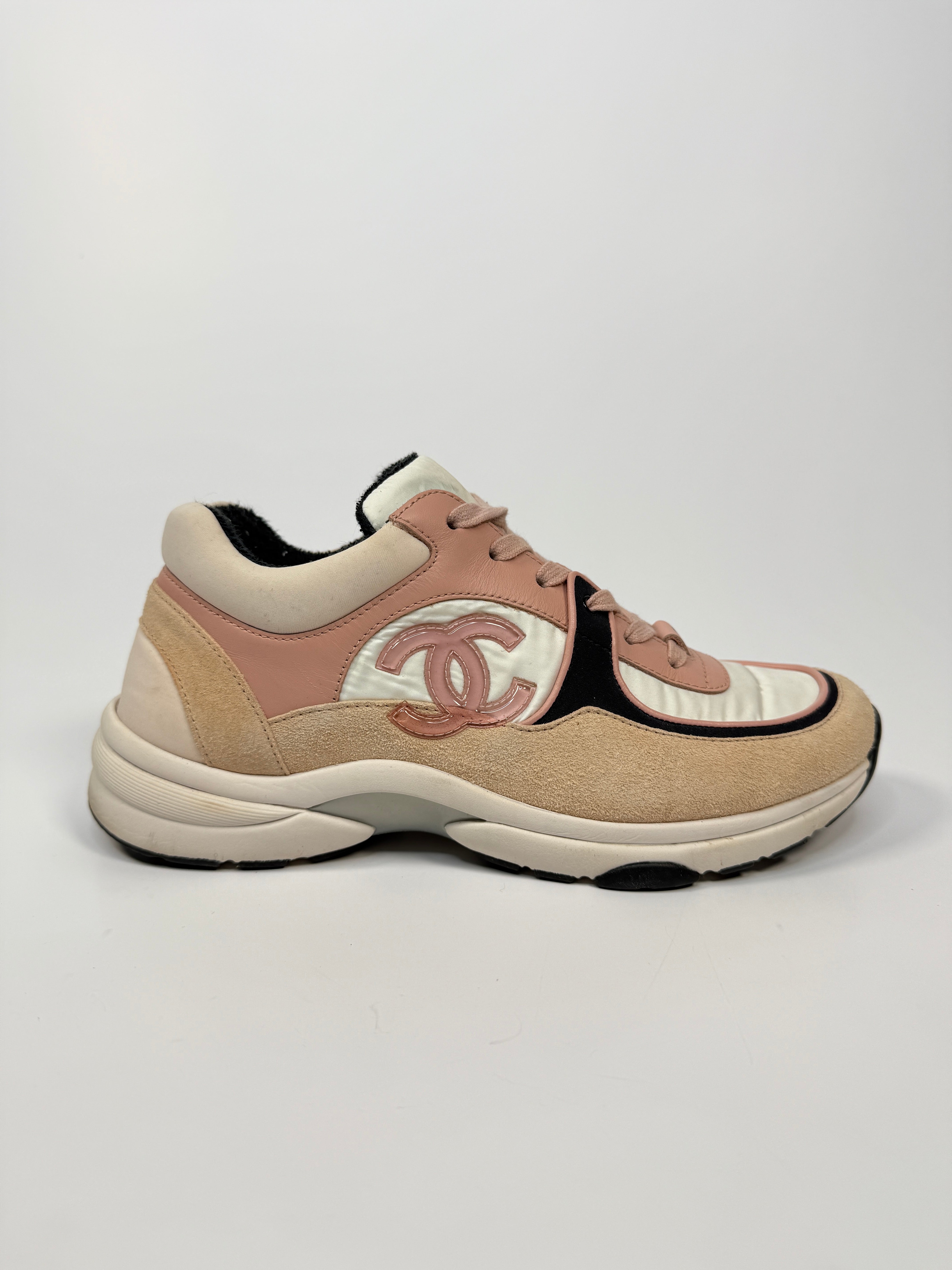 Chanel CC Logo Sneakers Pink and black (Size 40/UK7) Authentic and preloved. Excellent condition. 