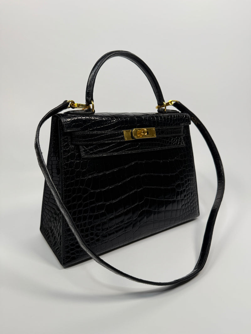 Hermès Vintage Kelly 28 In Shiny Black Crocodile With GHW