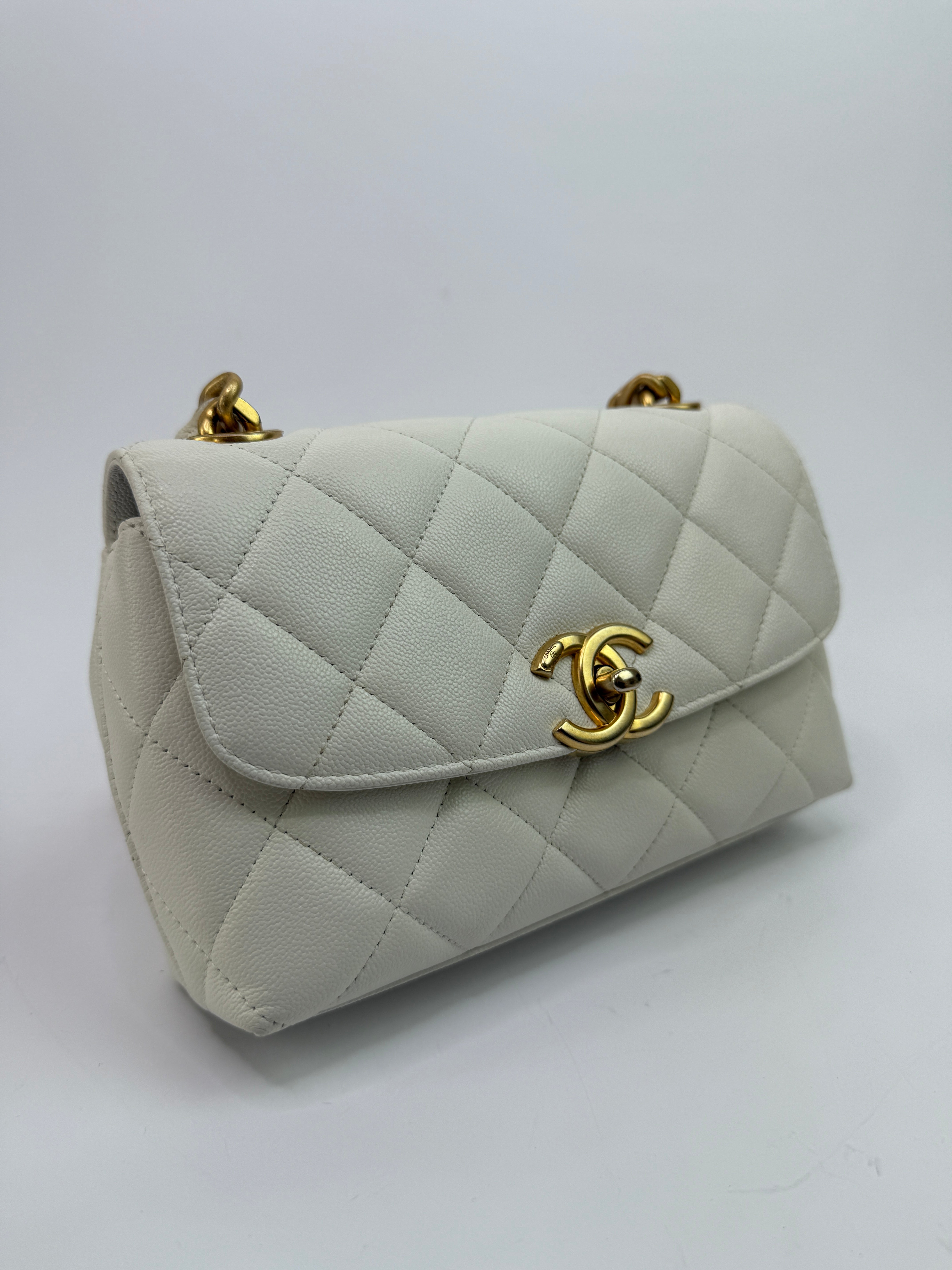 Chanel Seasonal Flap In White Caviar Leather GHW