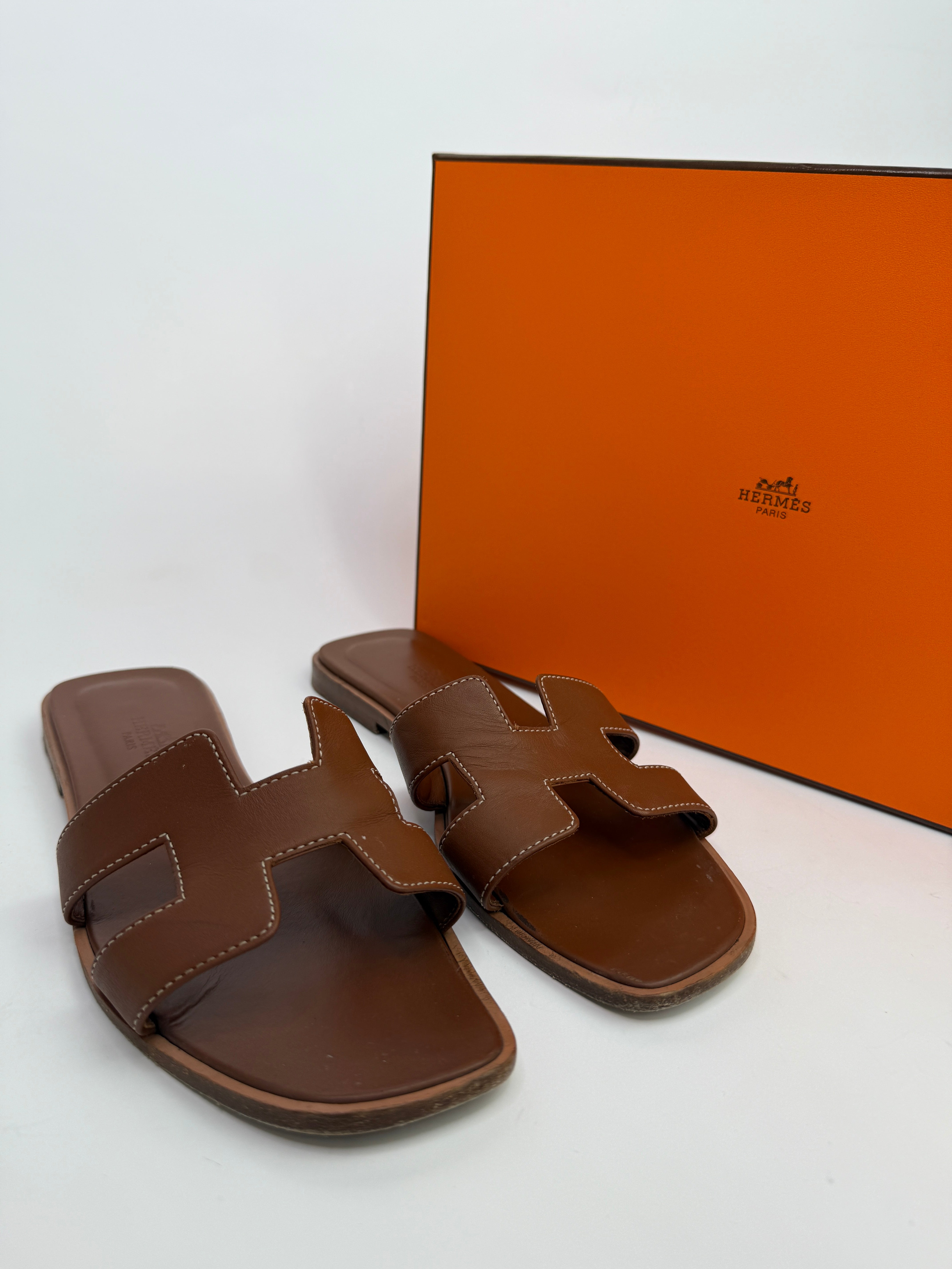 Hermès Oran Sandals (Size 37/UK4)