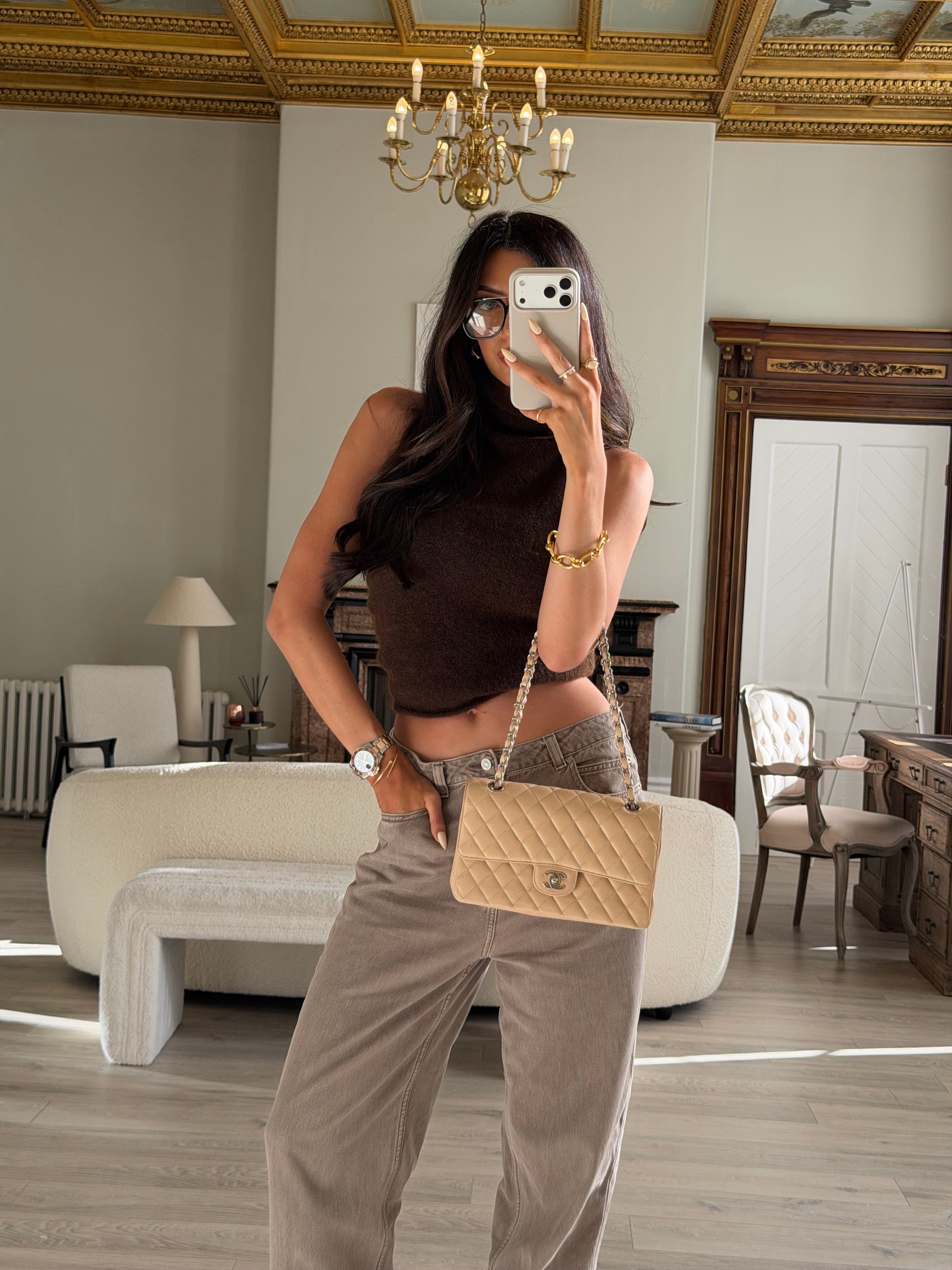 Chanel Medium Classic Double Flap Light Beige Caviar With Silver Hardware
Excellent condition, verified by Luxe Cheshire. International, fast  and fully insured delivery. Trusted designer resale.
