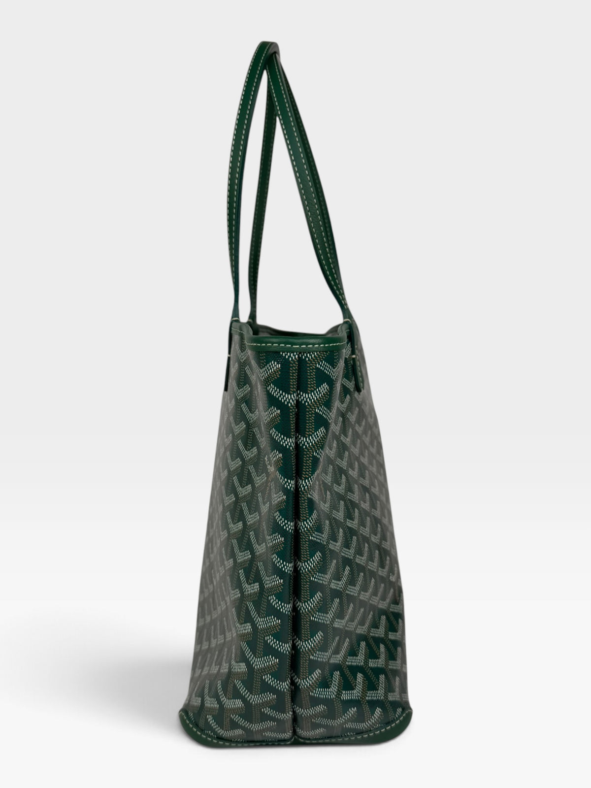 Goyard Artois PM Bag In Green Monogram. 100% authentic and preloved in excellent condition