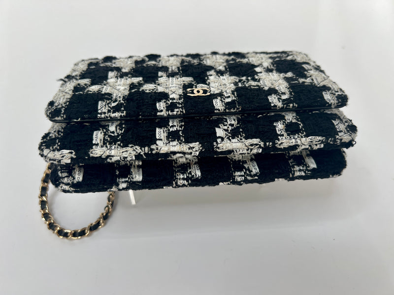 Chanel Wallet On Chain In Houndstooth
