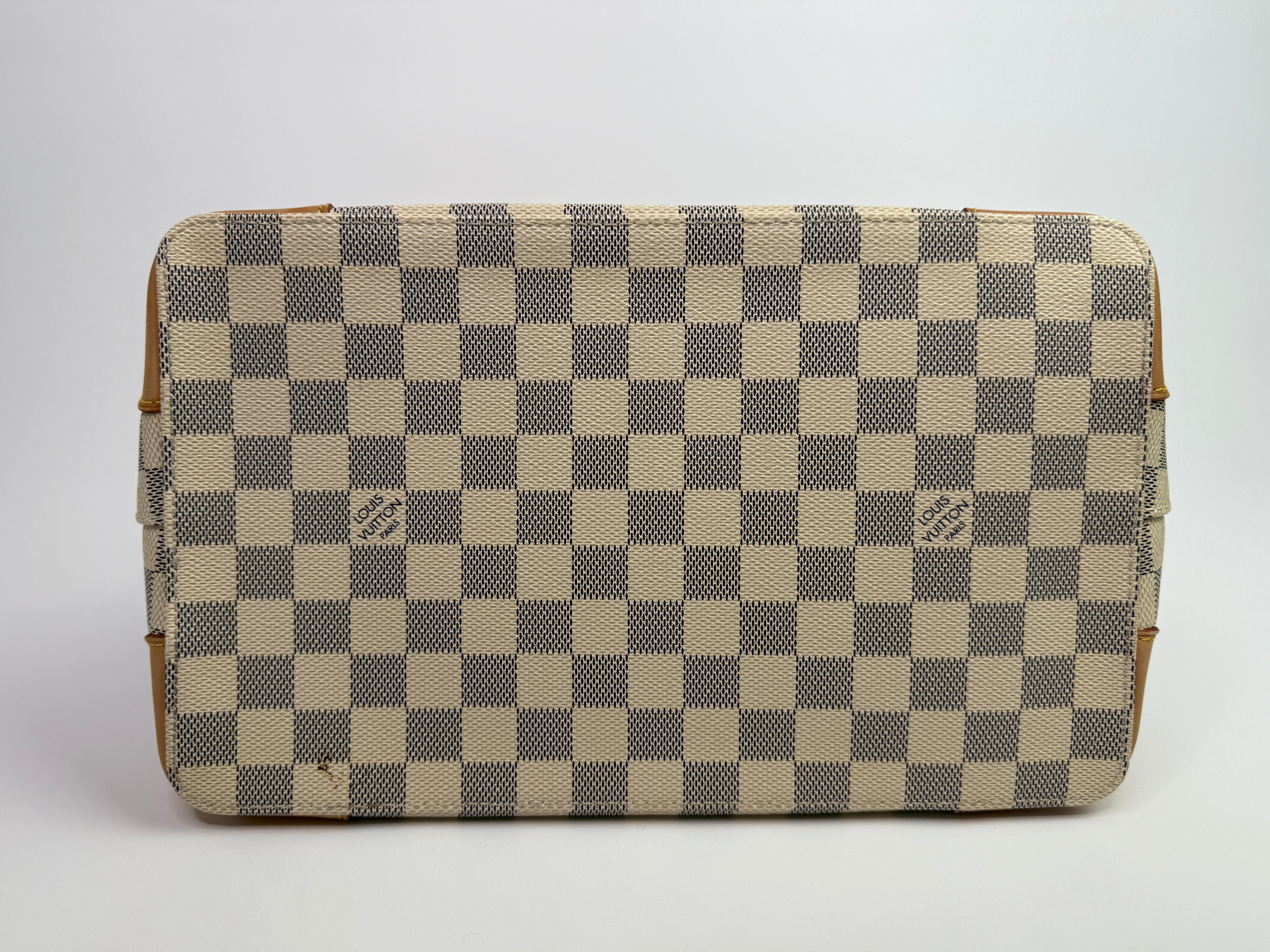 Louis Vuitton Damier Azur Hampstead MM Tote Bag