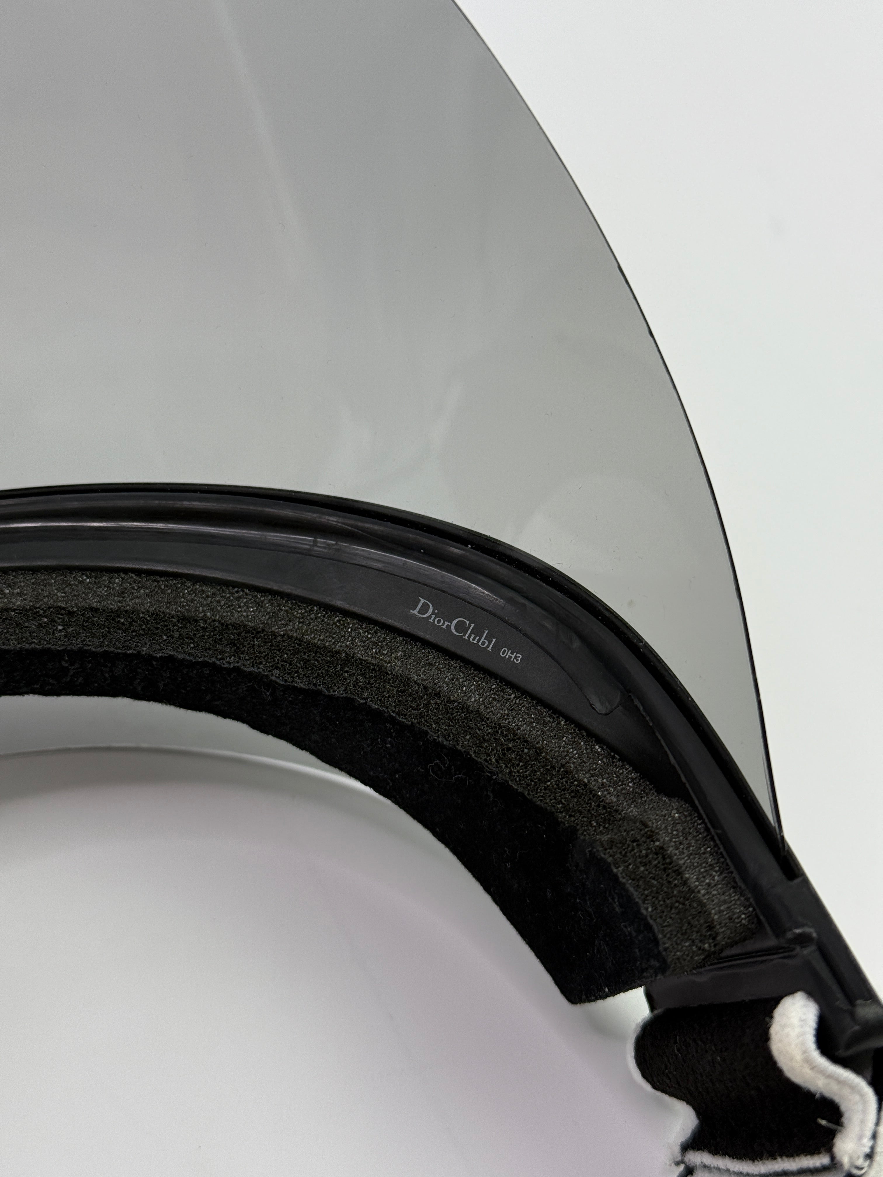 Christian Dior DIORIVIERA DIORCLUB 1 Visor Hat