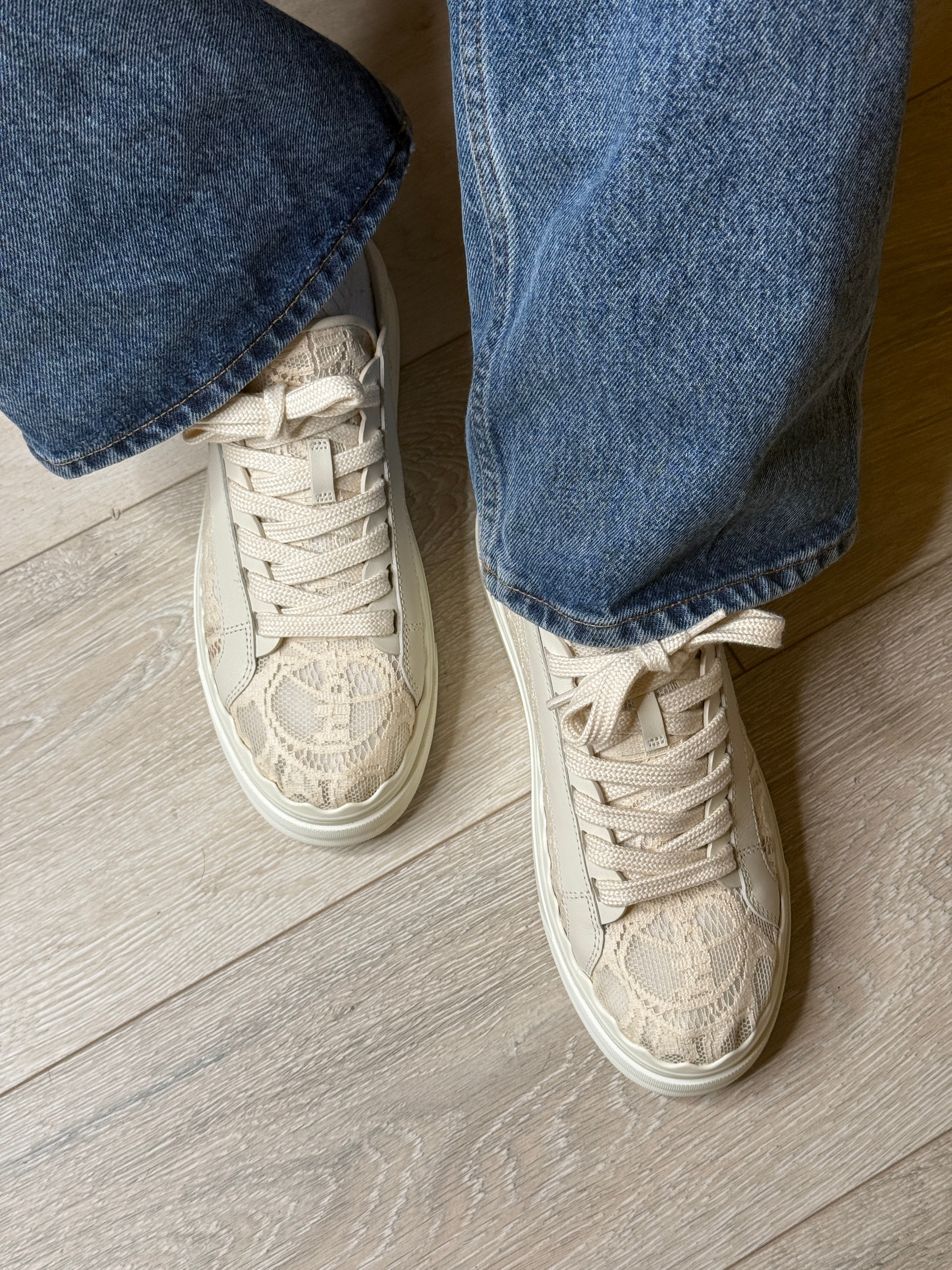 Chloe Lauren Lace Sneakers (Size 38/UK5) Authentic and pre loved in very good condition. 