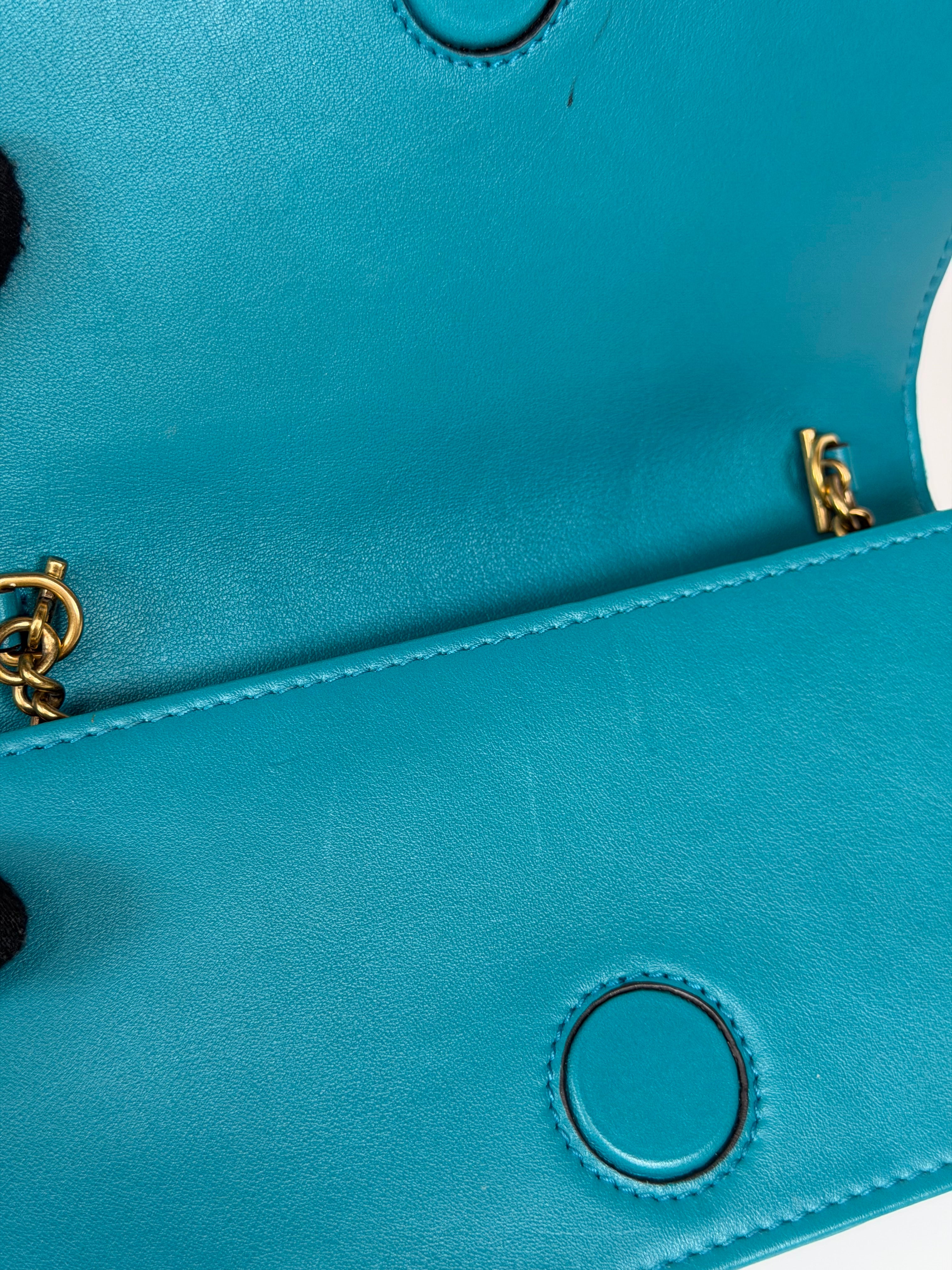 Gucci Wallet On Chain In Turquoise Velvet With Gold Hardware